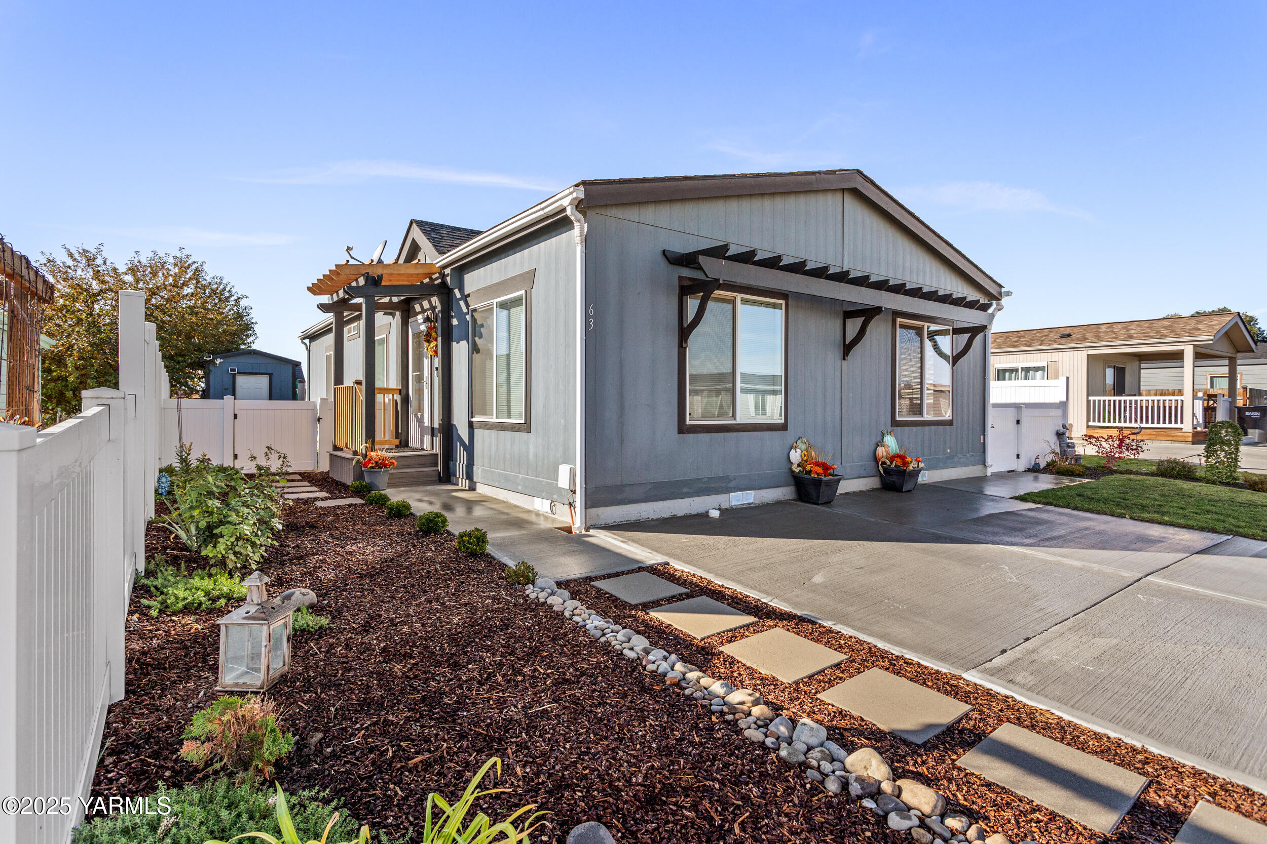 Union Gap, Washington 98903, United States, 3 Bedrooms Bedrooms, ,2 BathroomsBathrooms,Residential,Active,232627