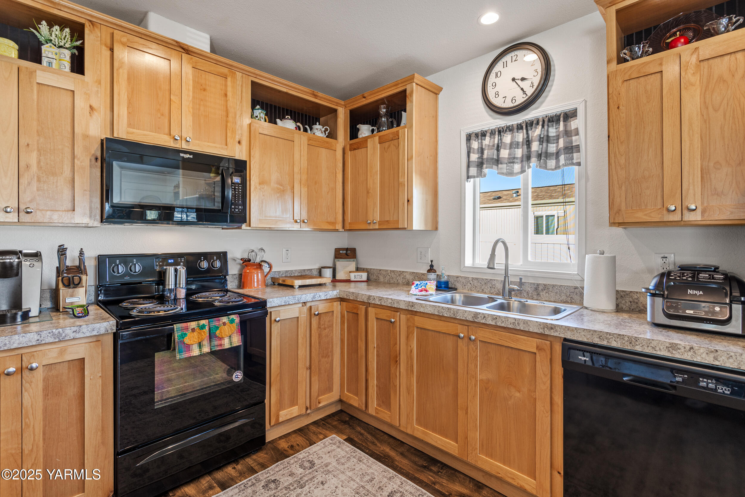 Union Gap, Washington 98903, United States, 3 Bedrooms Bedrooms, ,2 BathroomsBathrooms,Residential,Active,232627