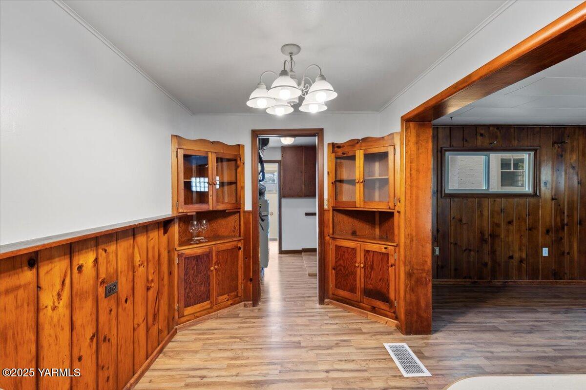 Yakima, Washington 98902, United States, 2 Bedrooms Bedrooms, ,2 BathroomsBathrooms,Residential,Active,138635