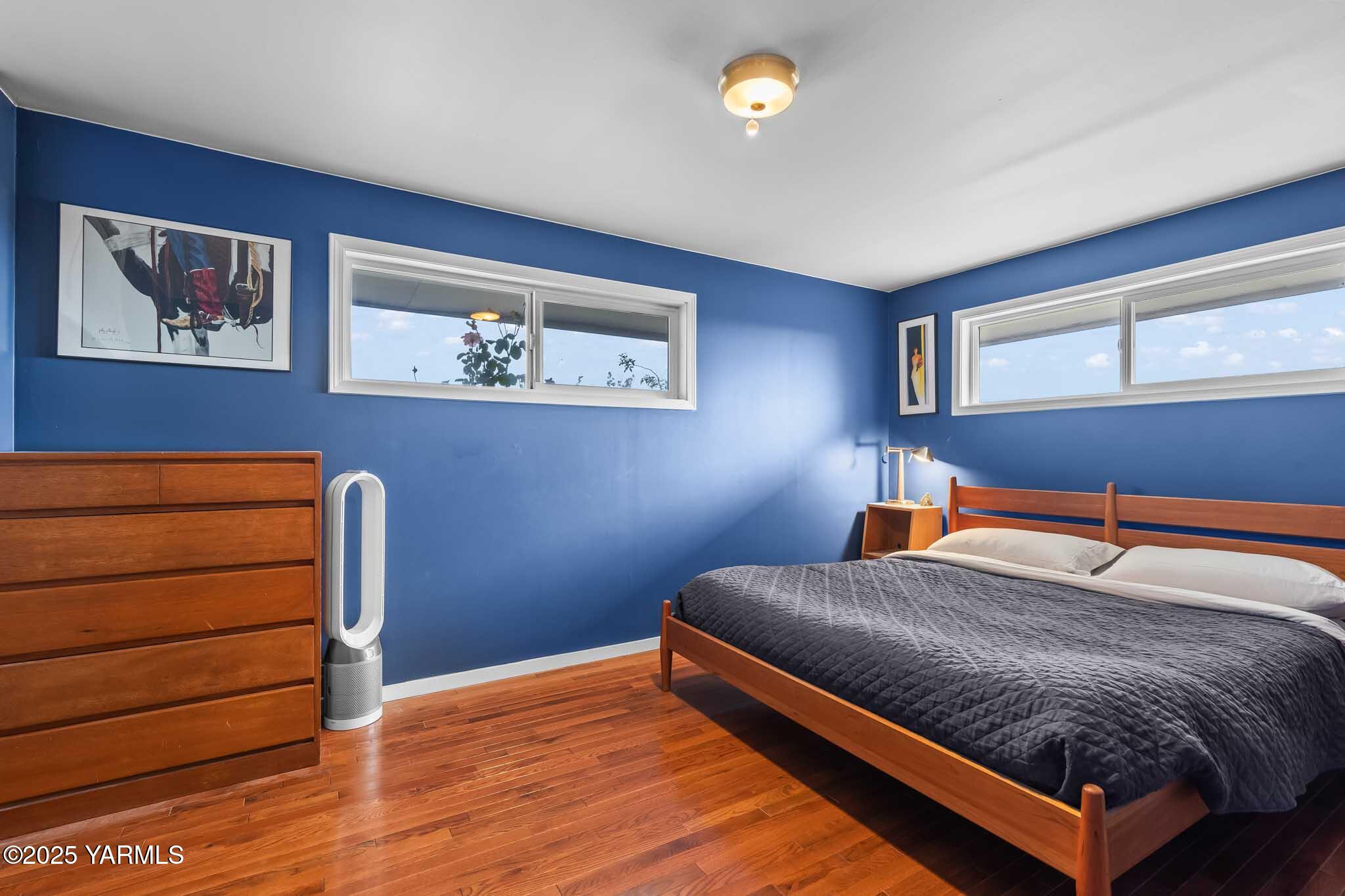 Zillah, Washington 98953, United States, 4 Bedrooms Bedrooms, ,2 BathroomsBathrooms,Residential,Active,231838