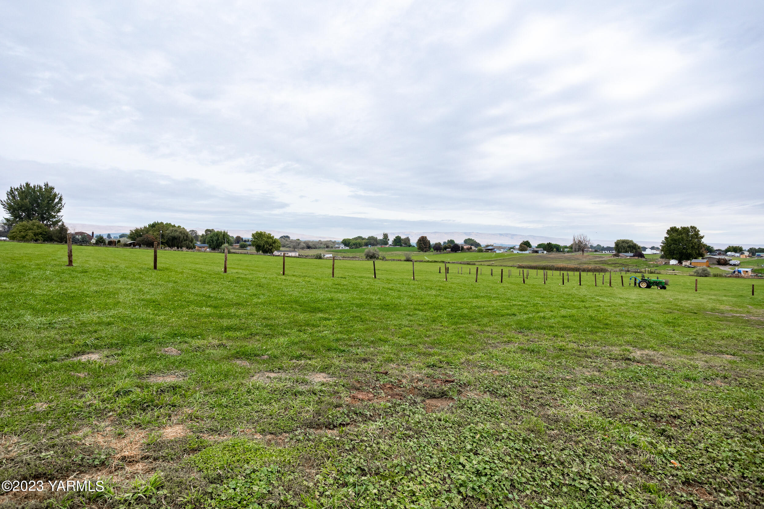 Sunnyside, Washington 98944, United States, ,Land,Active,69972