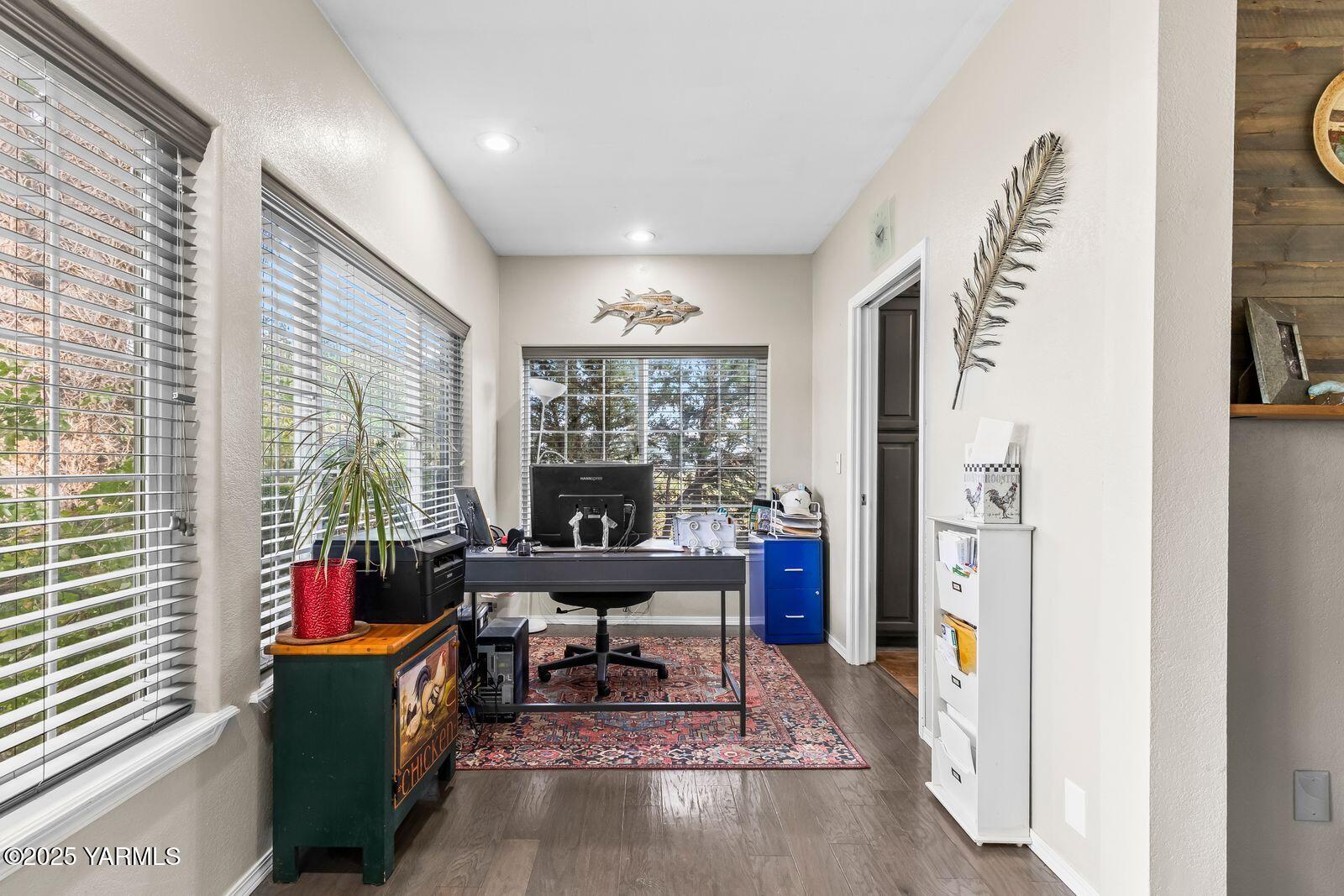 Yakima, Washington 98903, United States, 3 Bedrooms Bedrooms, ,2 BathroomsBathrooms,Residential,Active,202601