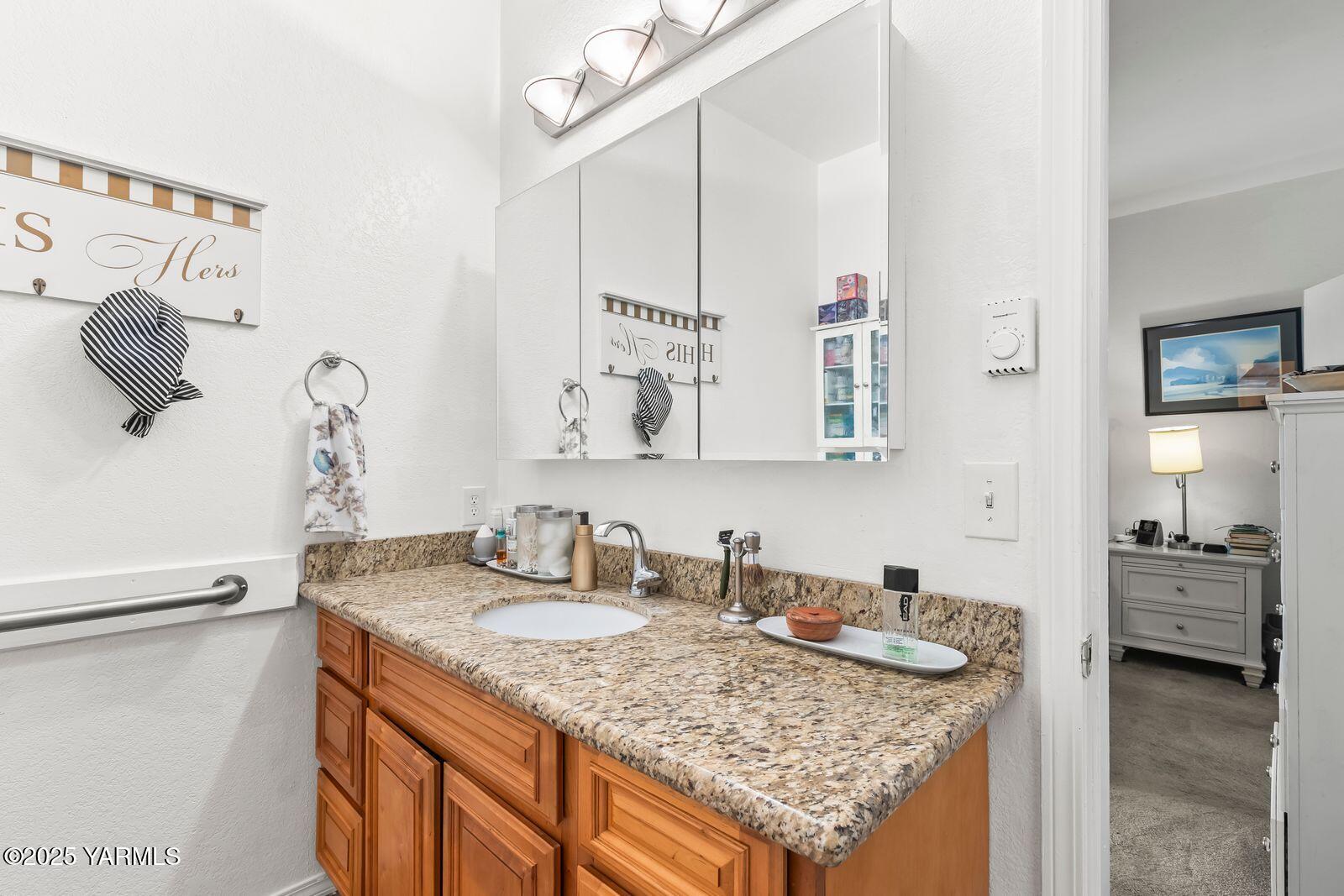 Yakima, Washington 98903, United States, 3 Bedrooms Bedrooms, ,2 BathroomsBathrooms,Residential,Active,202601