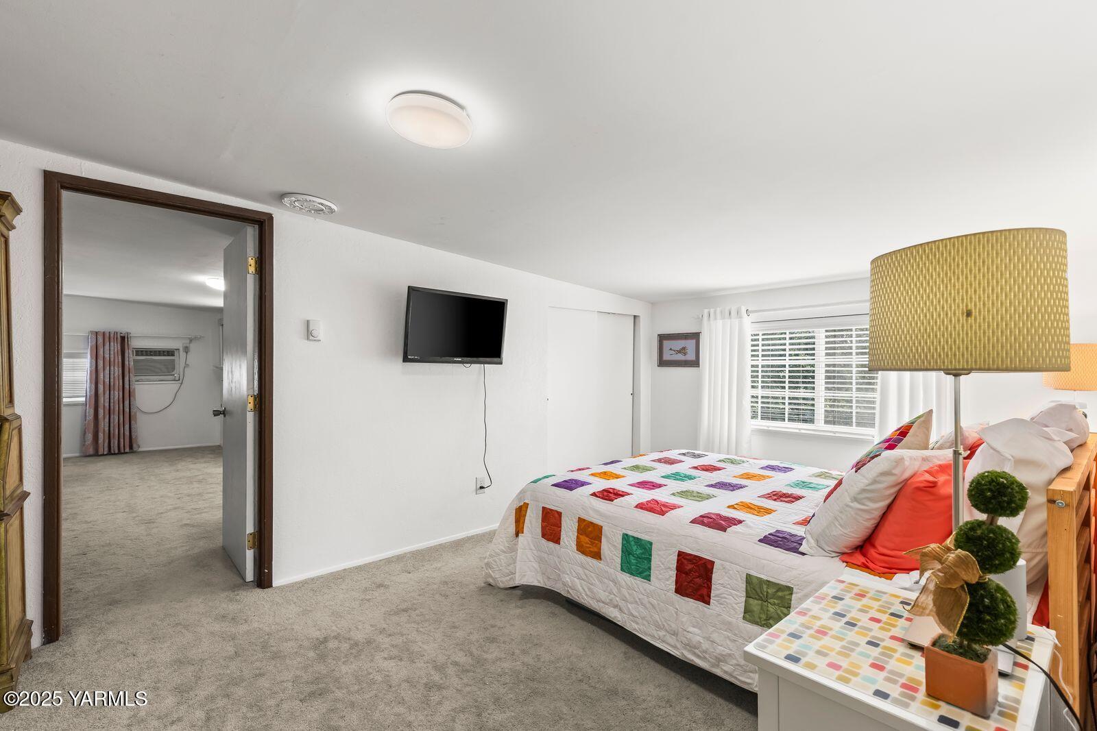 Yakima, Washington 98903, United States, 3 Bedrooms Bedrooms, ,2 BathroomsBathrooms,Residential,Active,202601