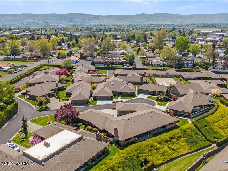 Yakima, Washington 98908, United States, 3 Bedrooms Bedrooms, ,3 BathroomsBathrooms,Residential,Active,116540