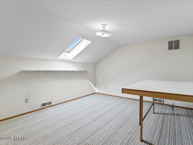 Yakima, Washington 98908, United States, 3 Bedrooms Bedrooms, ,3 BathroomsBathrooms,Residential,Active,116540