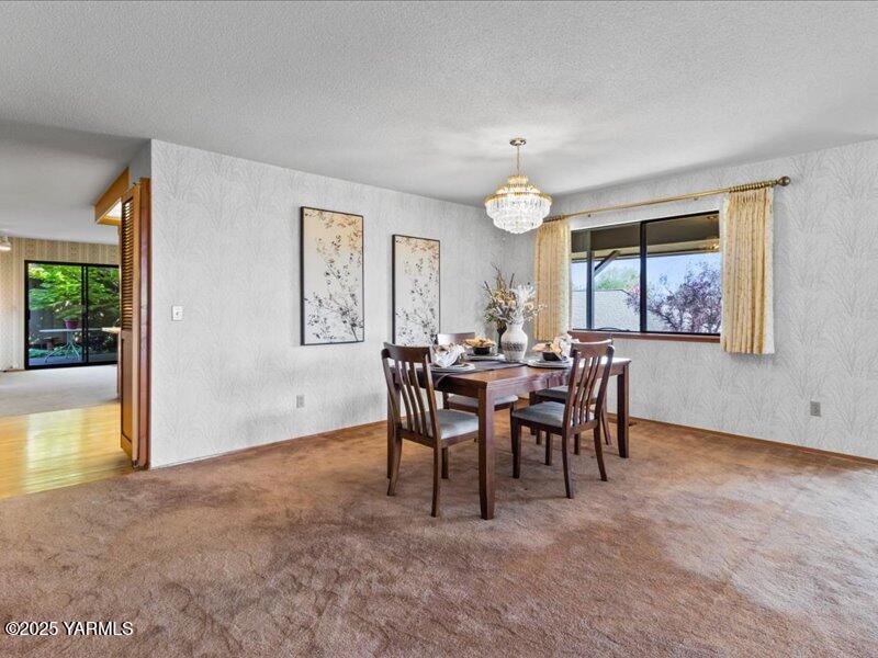 Yakima, Washington 98908, United States, 3 Bedrooms Bedrooms, ,3 BathroomsBathrooms,Residential,Active,116540