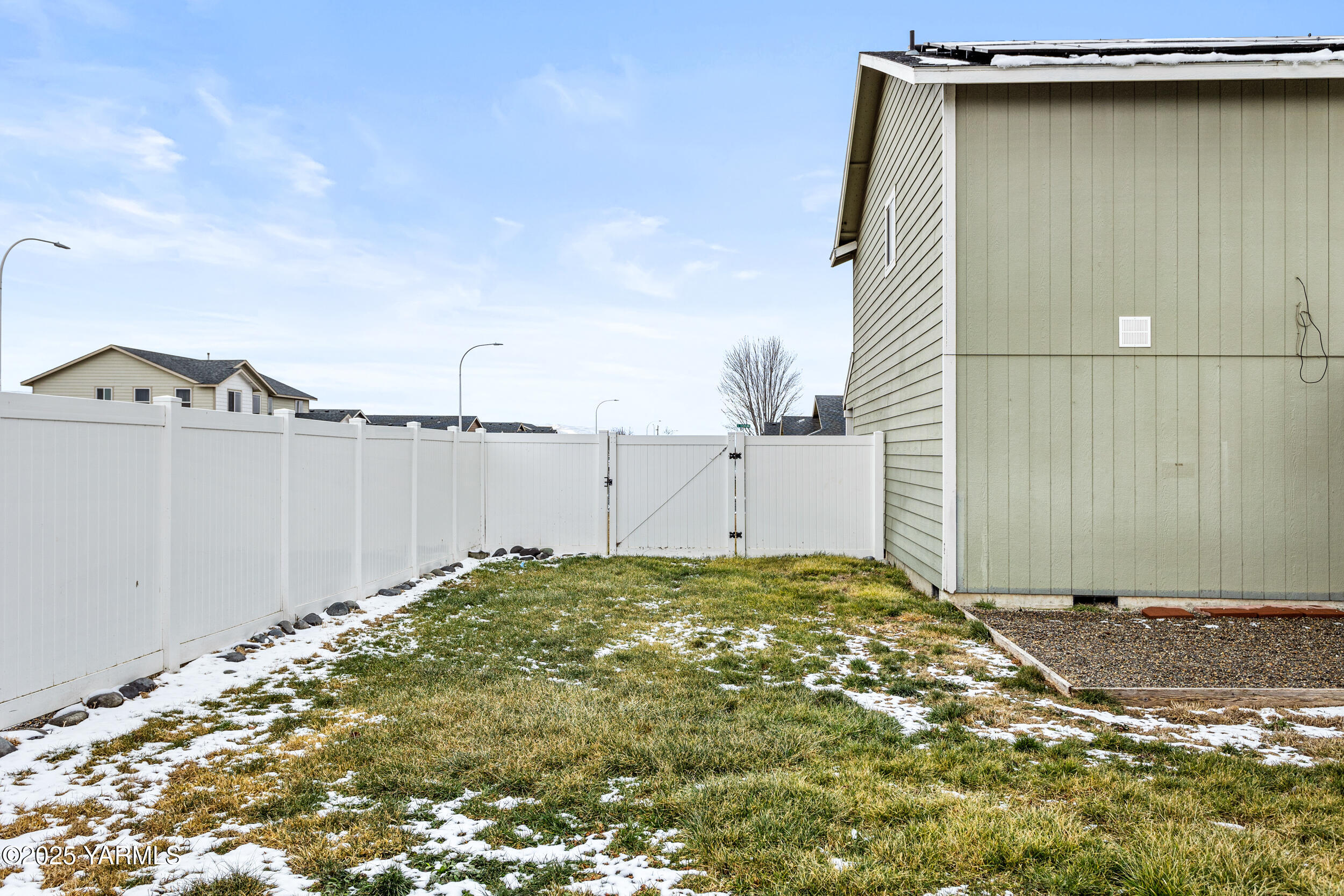 Moxee, Washington 98936, United States, 4 Bedrooms Bedrooms, ,3 BathroomsBathrooms,Residential,Pending,6123