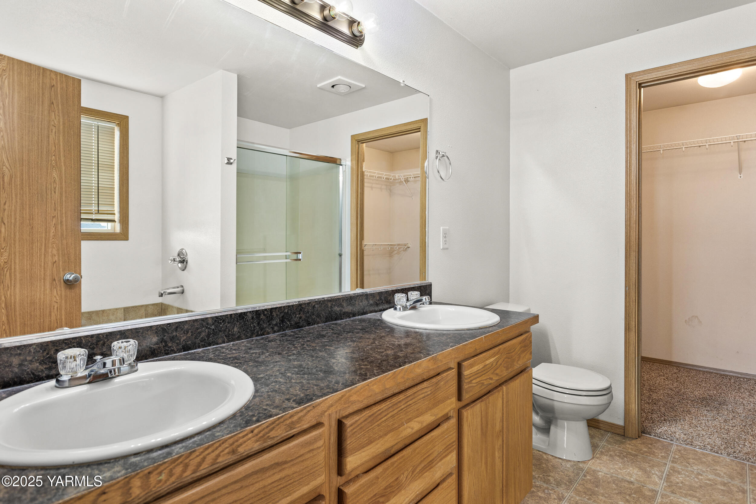 Moxee, Washington 98936, United States, 4 Bedrooms Bedrooms, ,3 BathroomsBathrooms,Residential,Pending,6123