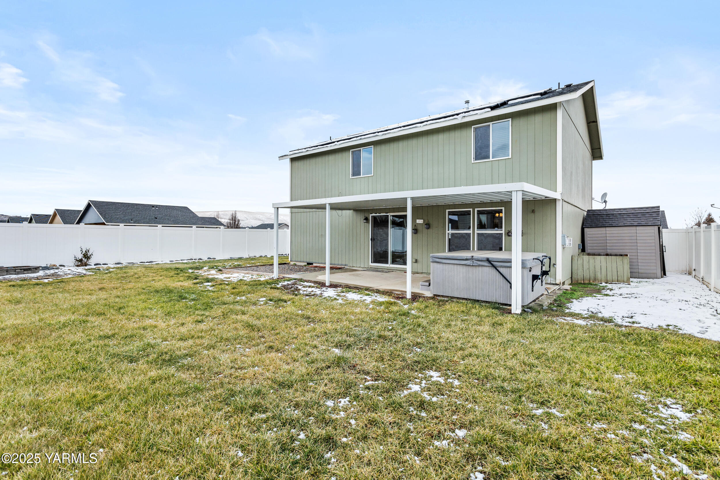 Moxee, Washington 98936, United States, 4 Bedrooms Bedrooms, ,3 BathroomsBathrooms,Residential,Pending,6123