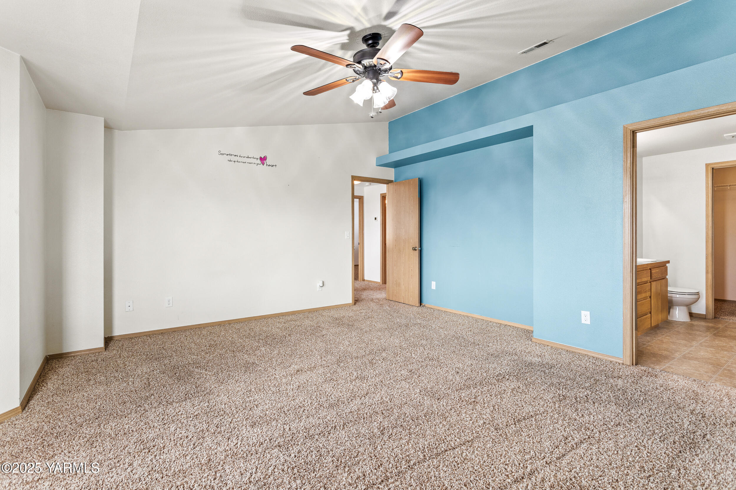 Moxee, Washington 98936, United States, 4 Bedrooms Bedrooms, ,3 BathroomsBathrooms,Residential,Pending,6123