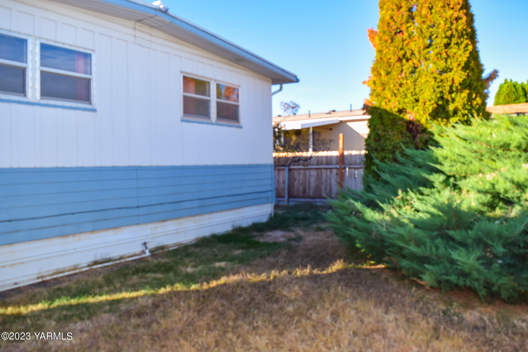 Yakima, Washington 98902, United States, 2 Bedrooms Bedrooms, ,2 BathroomsBathrooms,Residential,Active,69590