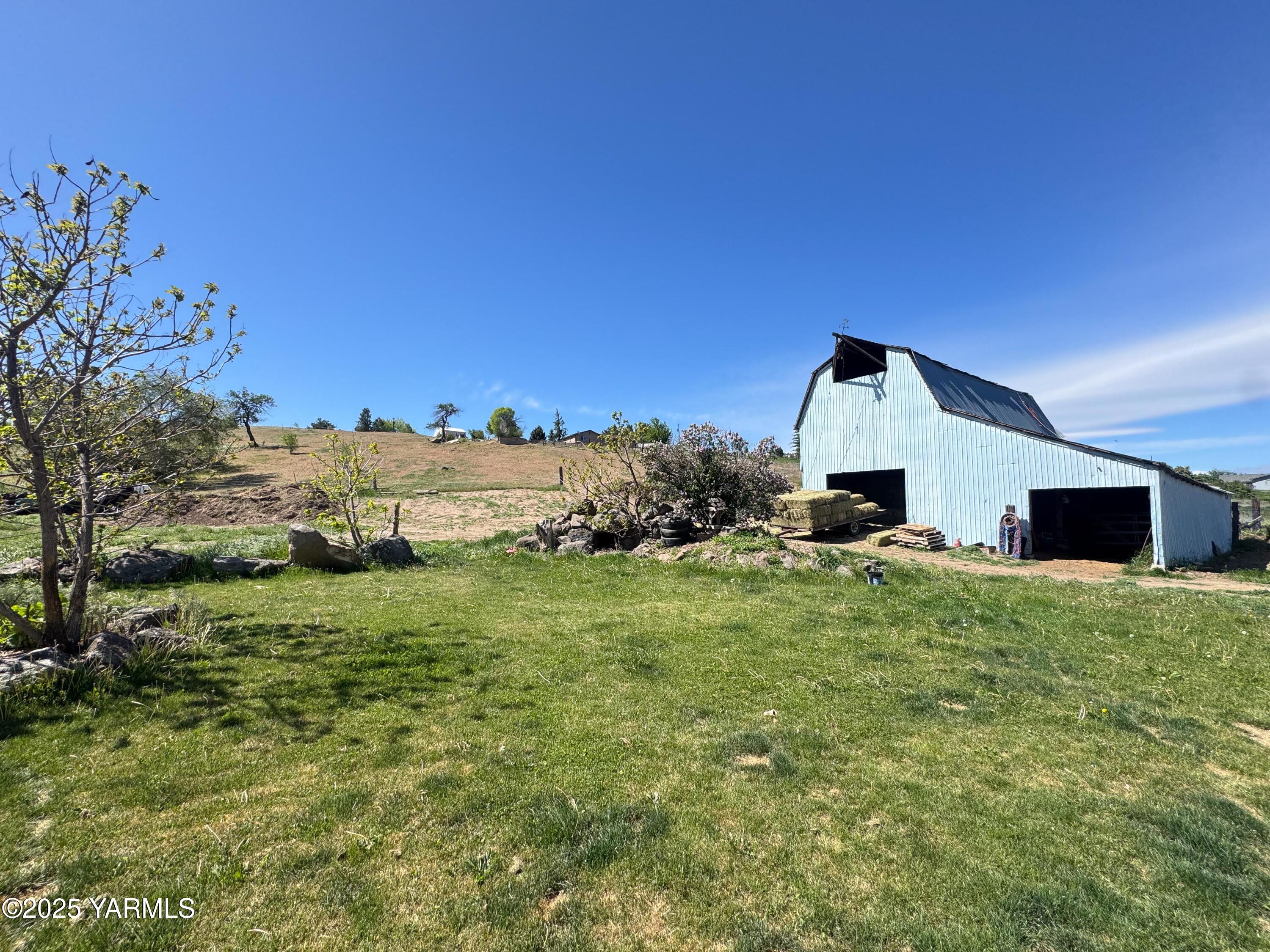 Yakima, Washington 98908, United States, 2 Bedrooms Bedrooms, ,1 BathroomBathrooms,Residential,Pending,133216