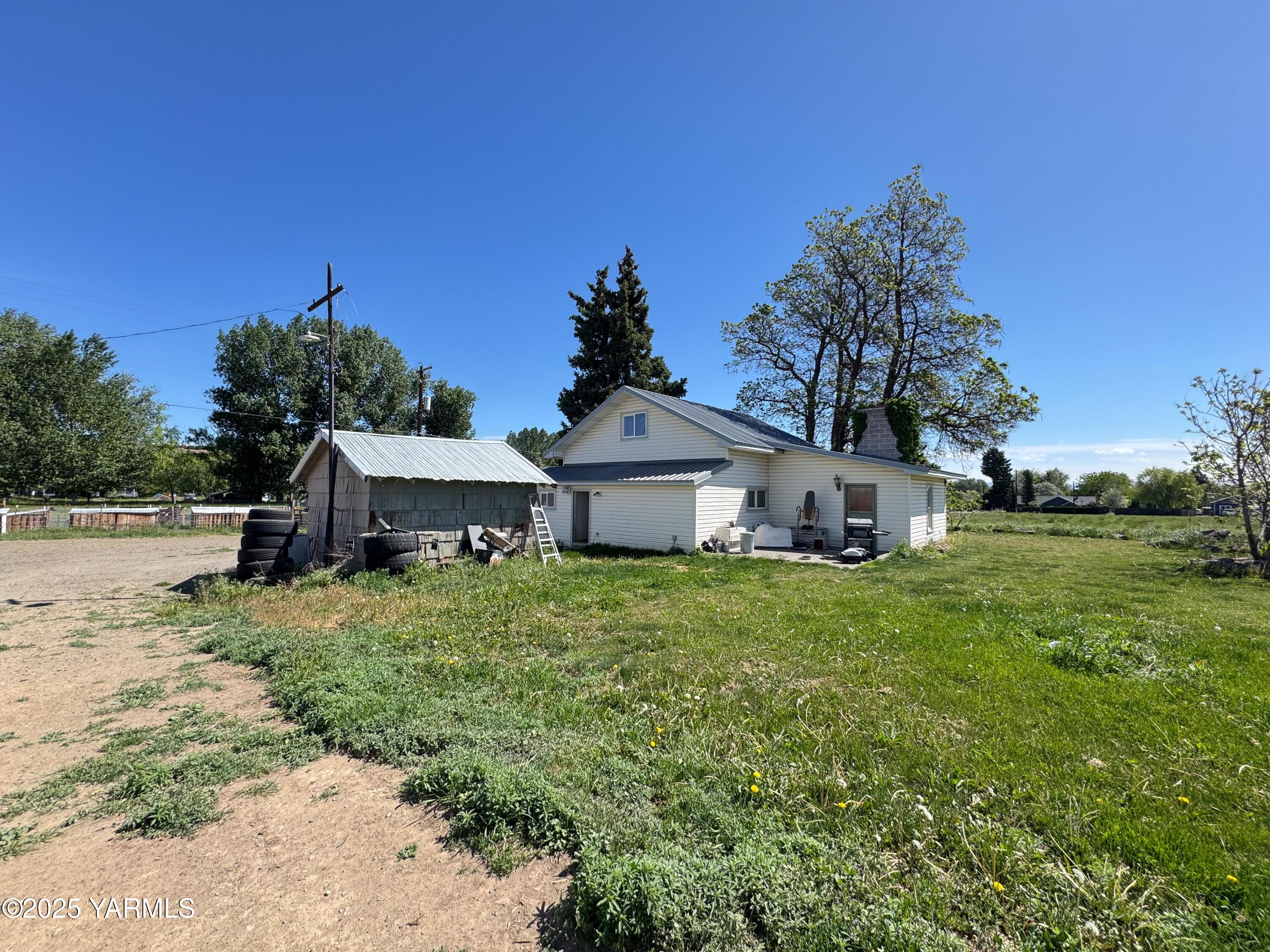 Yakima, Washington 98908, United States, 2 Bedrooms Bedrooms, ,1 BathroomBathrooms,Residential,Pending,133216