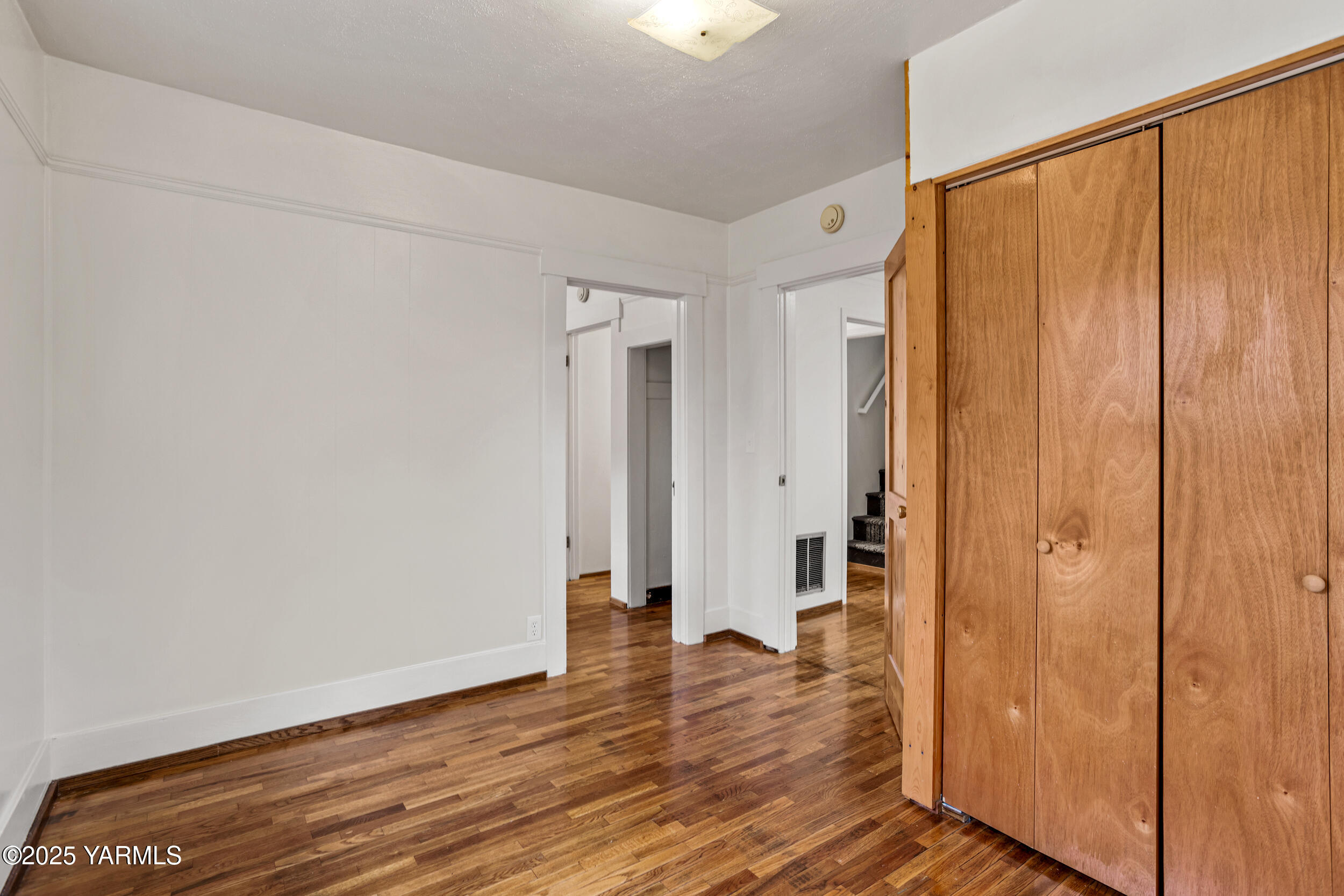 Yakima, Washington 98902, United States, 4 Bedrooms Bedrooms, ,2 BathroomsBathrooms,Residential,Active,238956