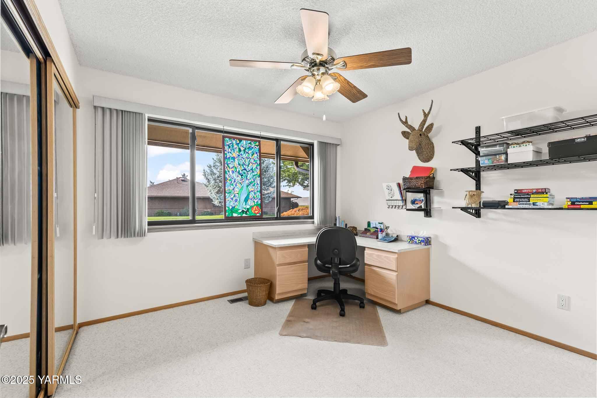 Yakima, Washington 98908, United States, 3 Bedrooms Bedrooms, ,2 BathroomsBathrooms,Residential,Active,204511