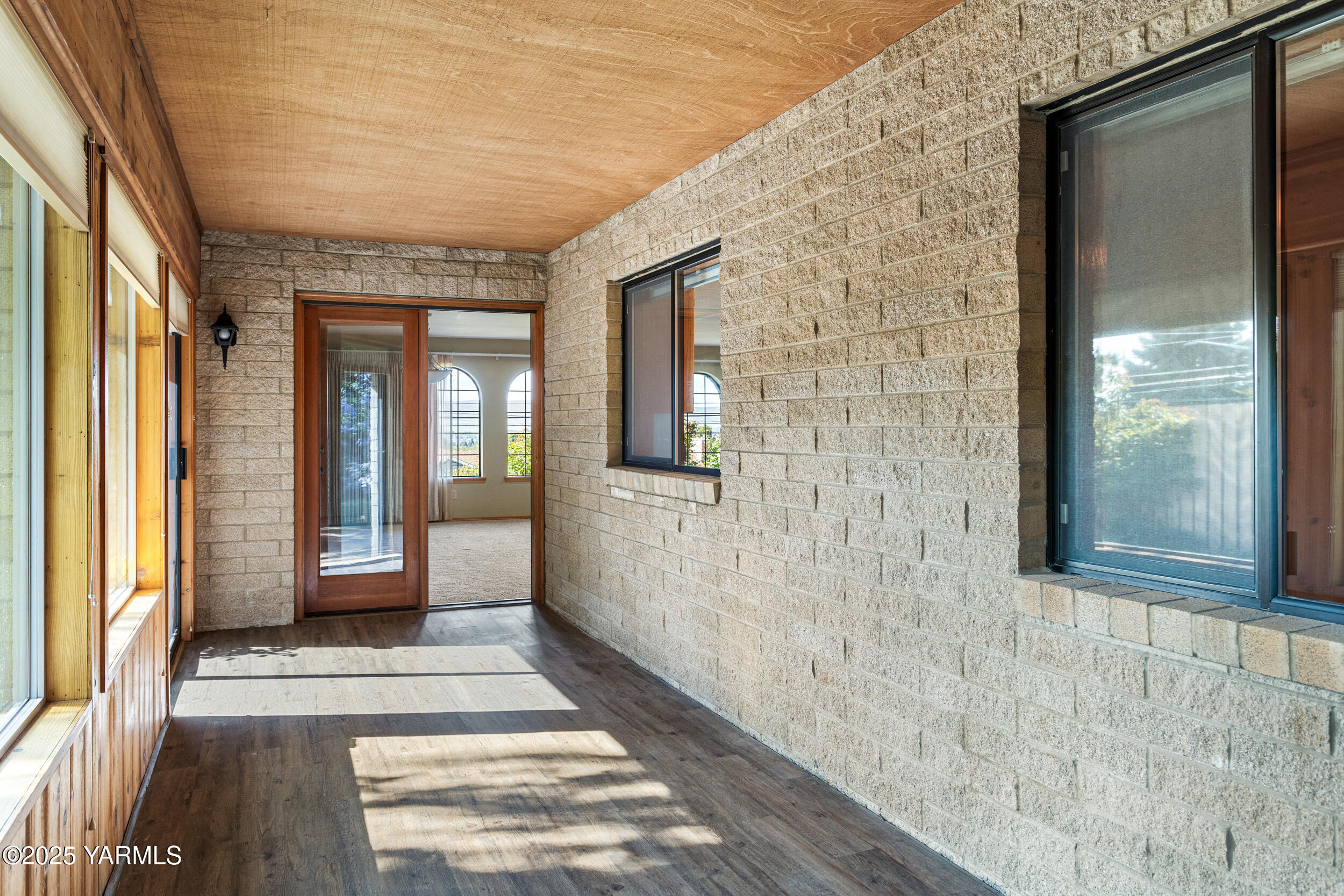 Yakima, Washington 98908, United States, 3 Bedrooms Bedrooms, ,3 BathroomsBathrooms,Residential,Active,122362