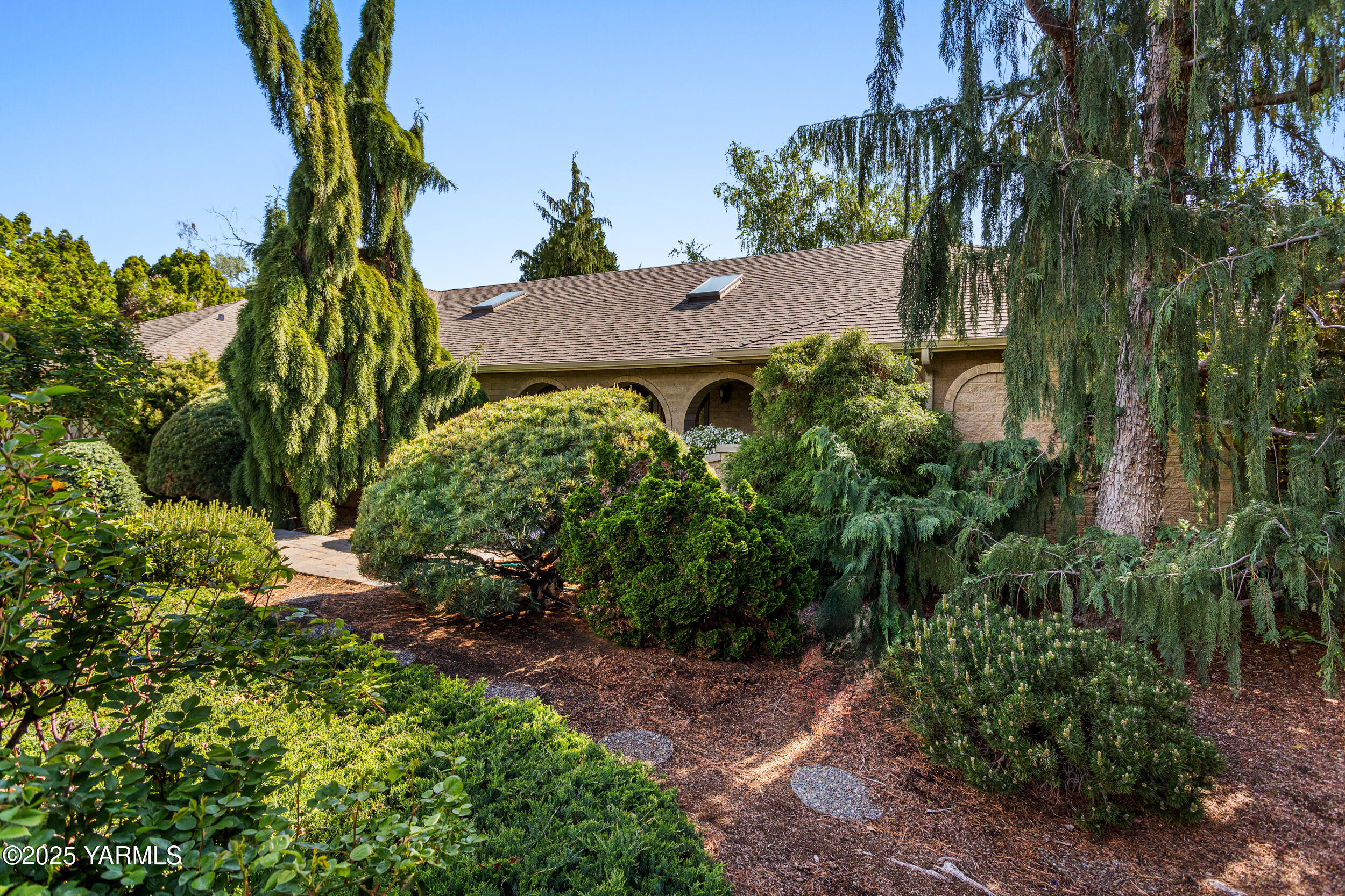 Yakima, Washington 98908, United States, 3 Bedrooms Bedrooms, ,3 BathroomsBathrooms,Residential,Active,122362