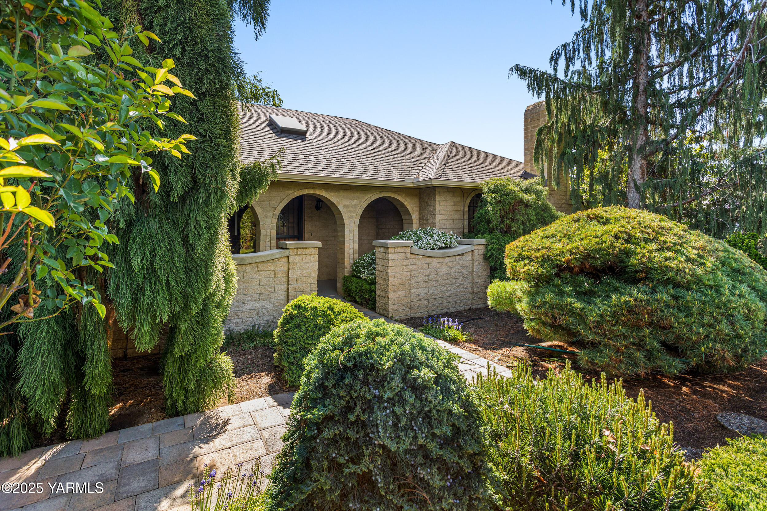 Yakima, Washington 98908, United States, 3 Bedrooms Bedrooms, ,3 BathroomsBathrooms,Residential,Active,122362