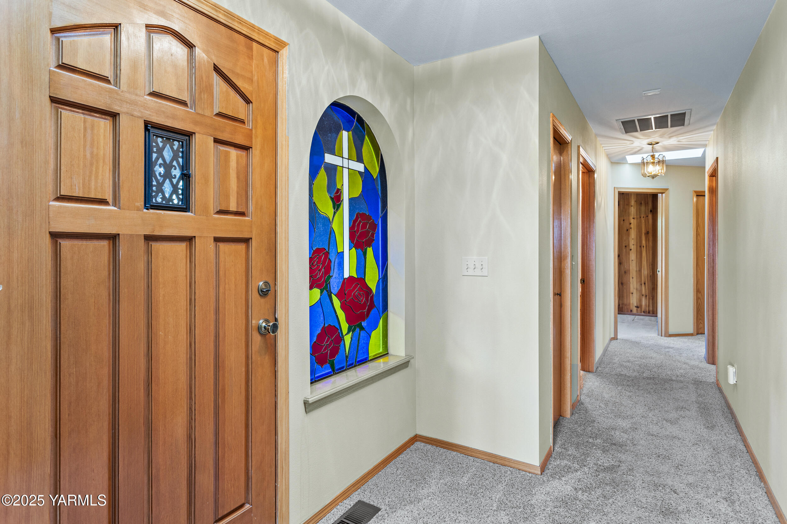 Yakima, Washington 98908, United States, 3 Bedrooms Bedrooms, ,3 BathroomsBathrooms,Residential,Active,122362