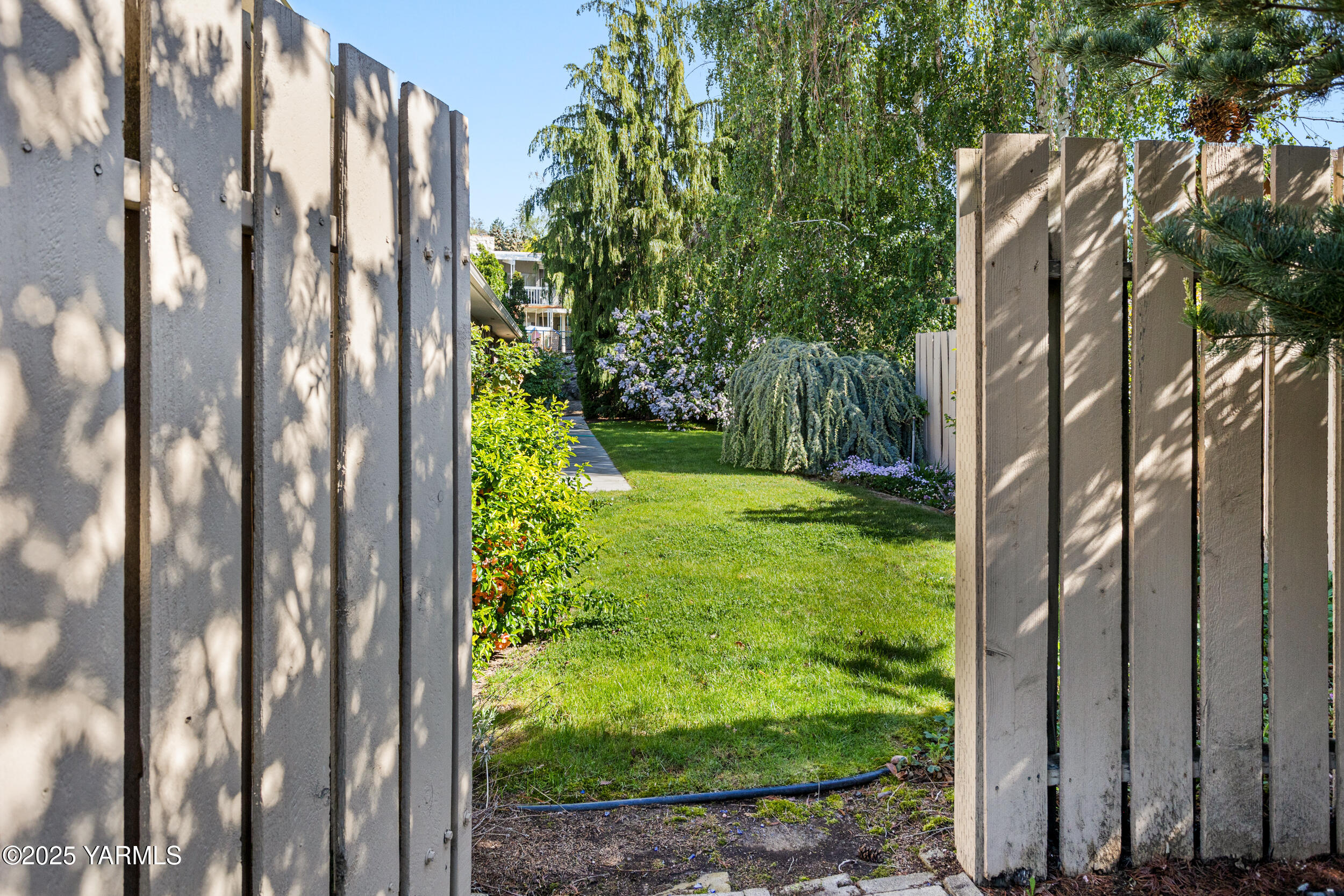 Yakima, Washington 98908, United States, 3 Bedrooms Bedrooms, ,3 BathroomsBathrooms,Residential,Active,122362