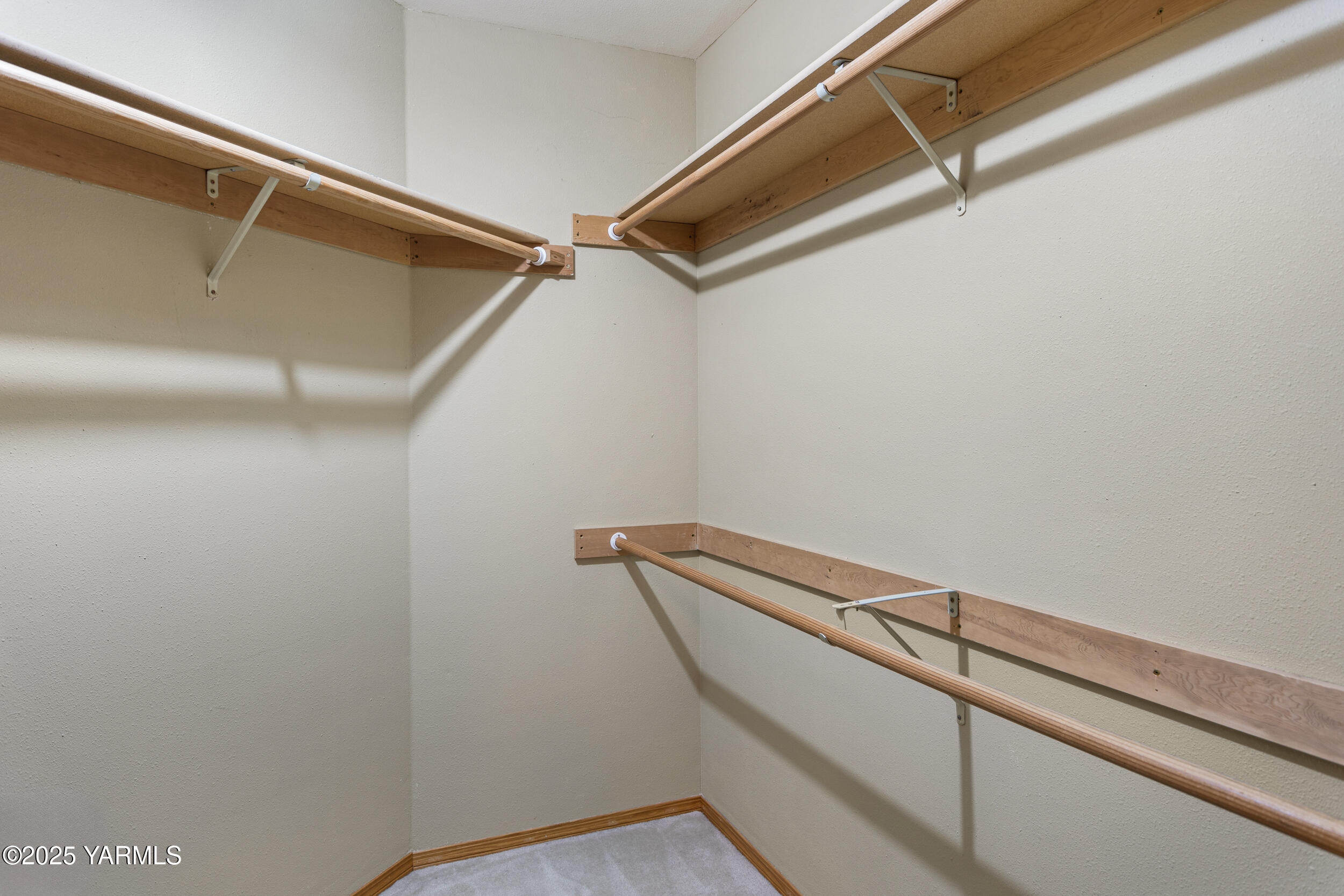 Yakima, Washington 98908, United States, 3 Bedrooms Bedrooms, ,3 BathroomsBathrooms,Residential,Active,122362