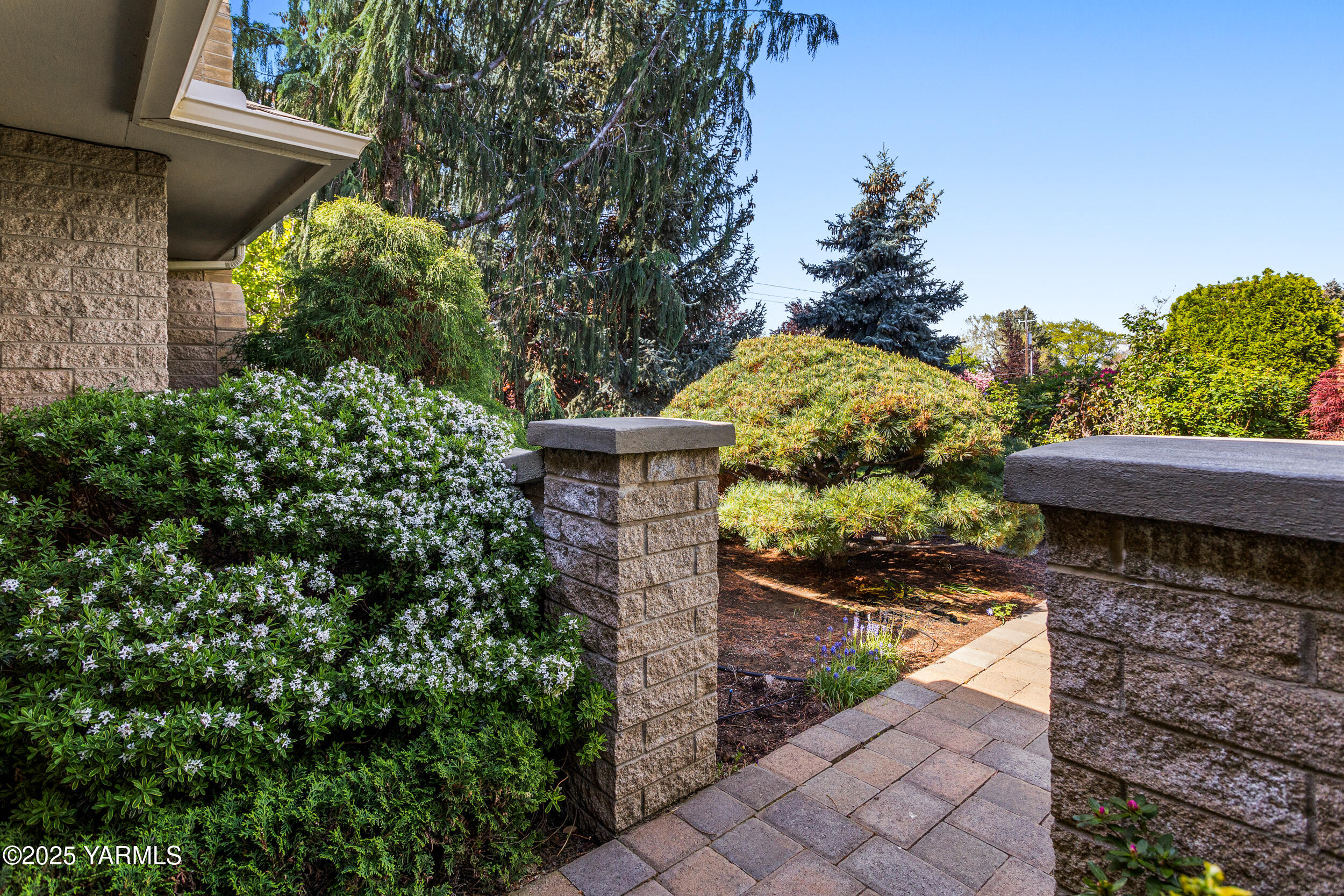 Yakima, Washington 98908, United States, 3 Bedrooms Bedrooms, ,3 BathroomsBathrooms,Residential,Active,122362