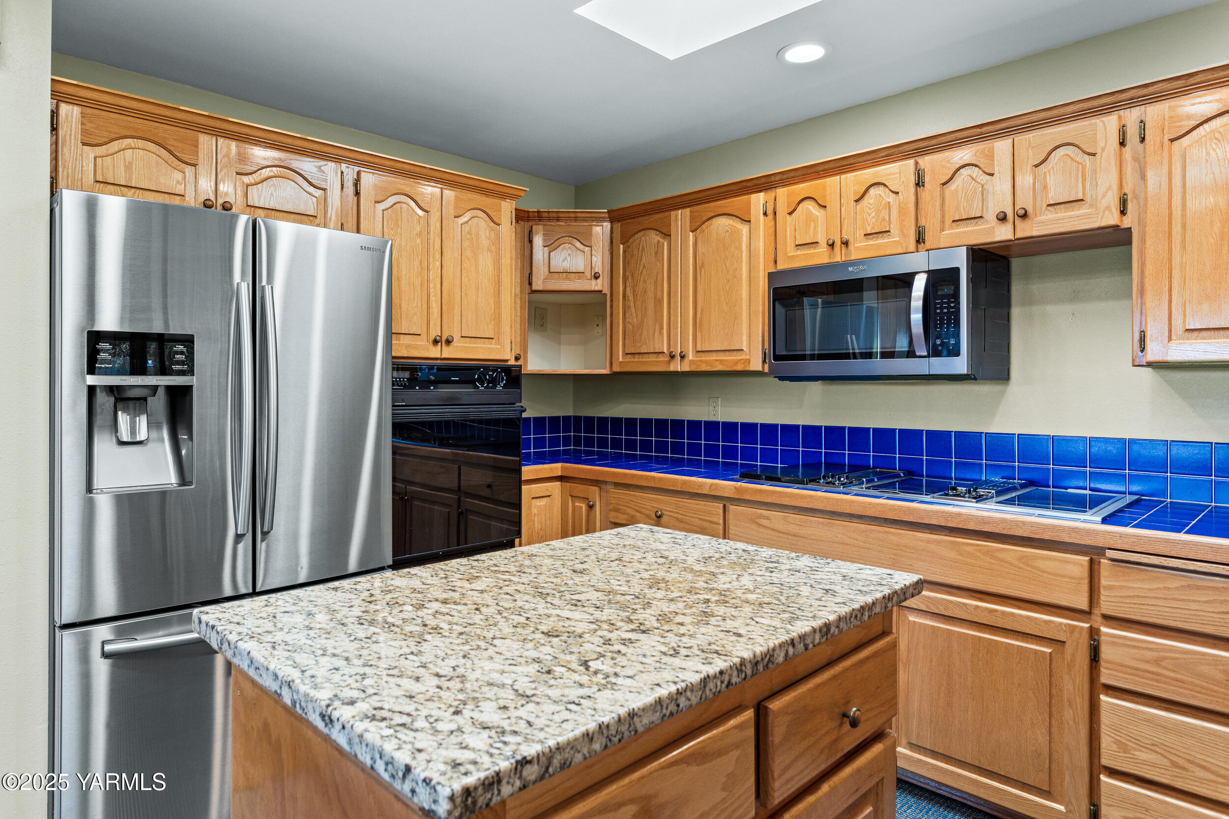 Yakima, Washington 98908, United States, 3 Bedrooms Bedrooms, ,3 BathroomsBathrooms,Residential,Active,122362