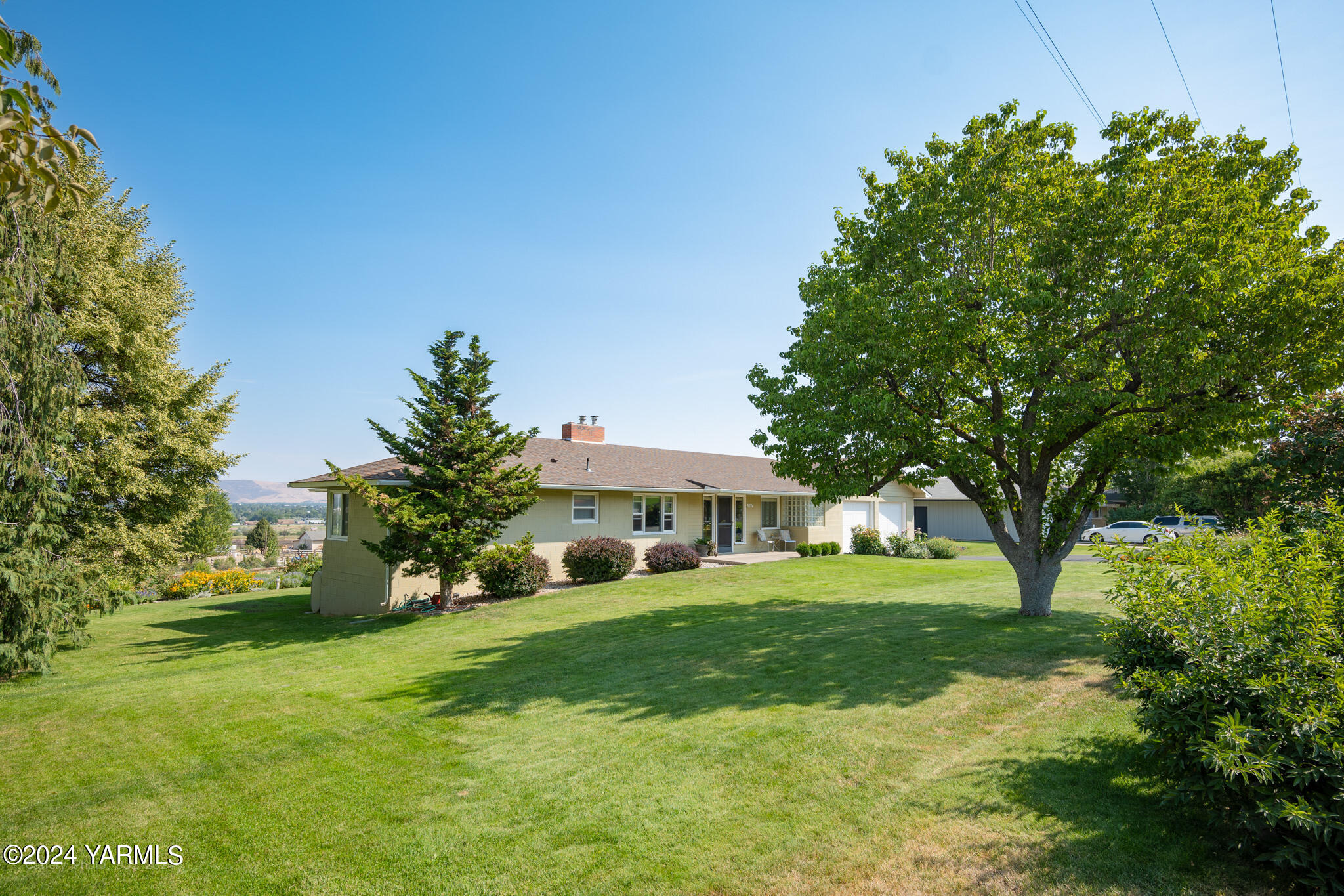 1007 Meadowbrook Rd, Yakima MLS 241882 Berkshire Hathaway HomeServices