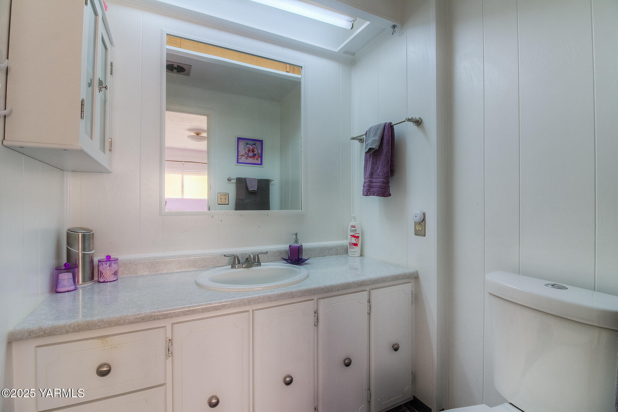 Moxee, Washington 98936, United States, 2 Bedrooms Bedrooms, ,2 BathroomsBathrooms,Residential,Pending,199651