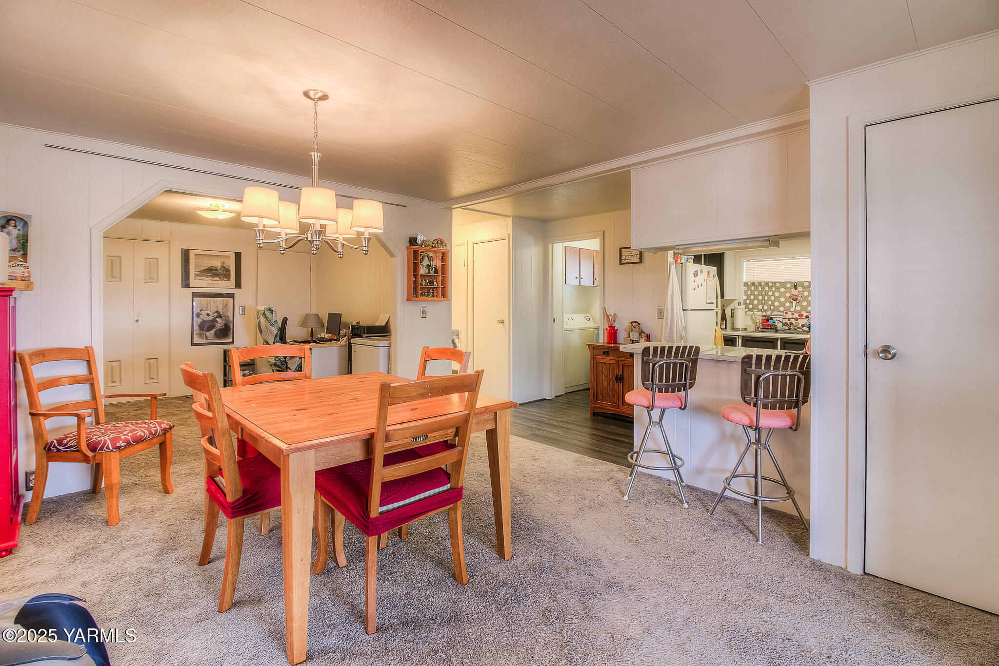 Moxee, Washington 98936, United States, 2 Bedrooms Bedrooms, ,2 BathroomsBathrooms,Residential,Pending,199651