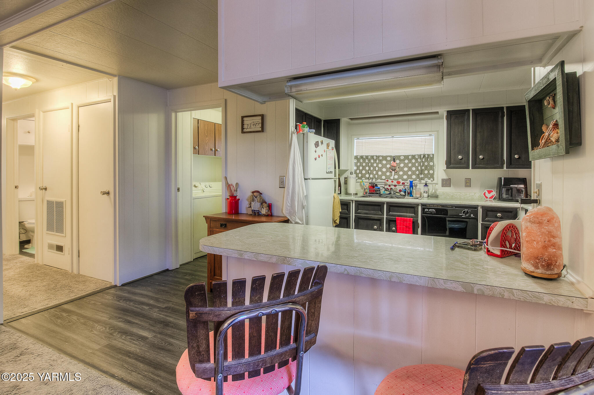 Moxee, Washington 98936, United States, 2 Bedrooms Bedrooms, ,2 BathroomsBathrooms,Residential,Pending,199651