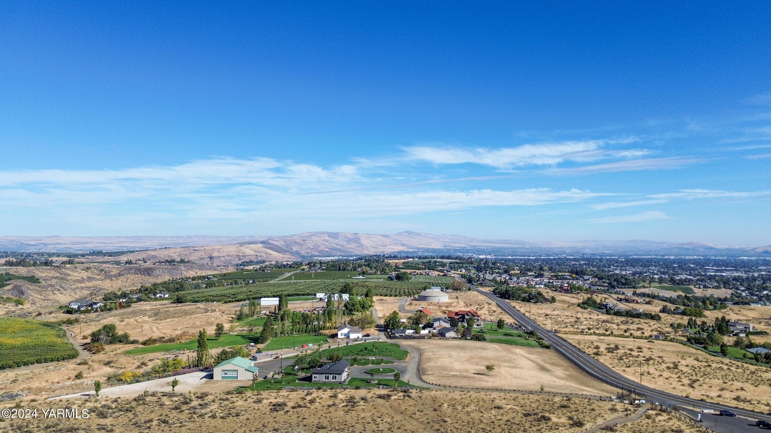 Yakima, Washington 98908, United States, 3 Bedrooms Bedrooms, ,2 BathroomsBathrooms,Residential,Pending,39830