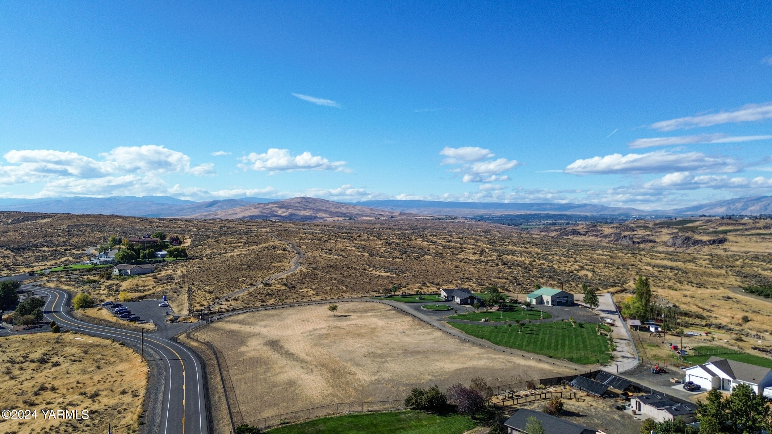 Yakima, Washington 98908, United States, 3 Bedrooms Bedrooms, ,2 BathroomsBathrooms,Residential,Pending,39830