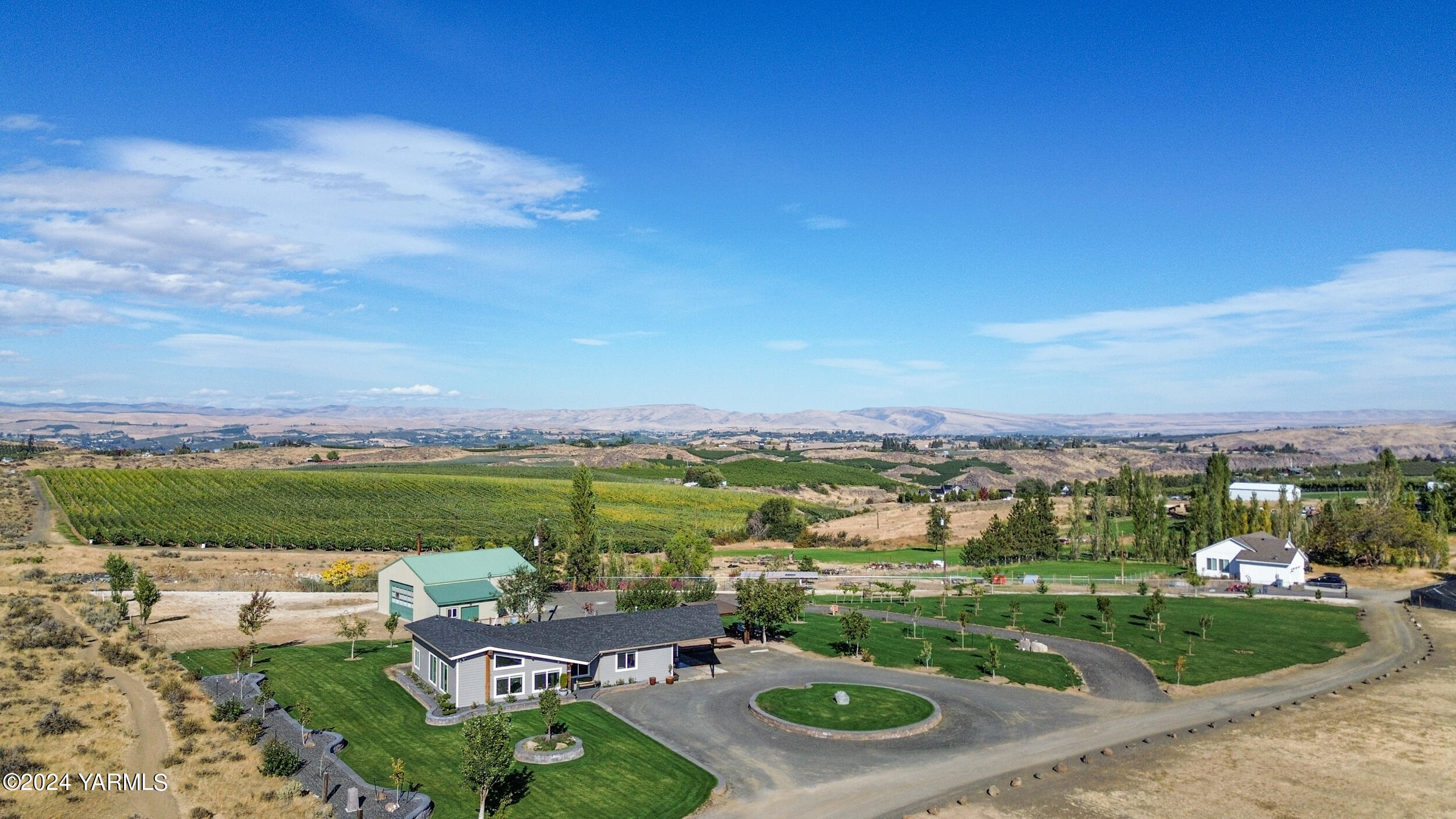 Yakima, Washington 98908, United States, 3 Bedrooms Bedrooms, ,2 BathroomsBathrooms,Residential,Pending,39830