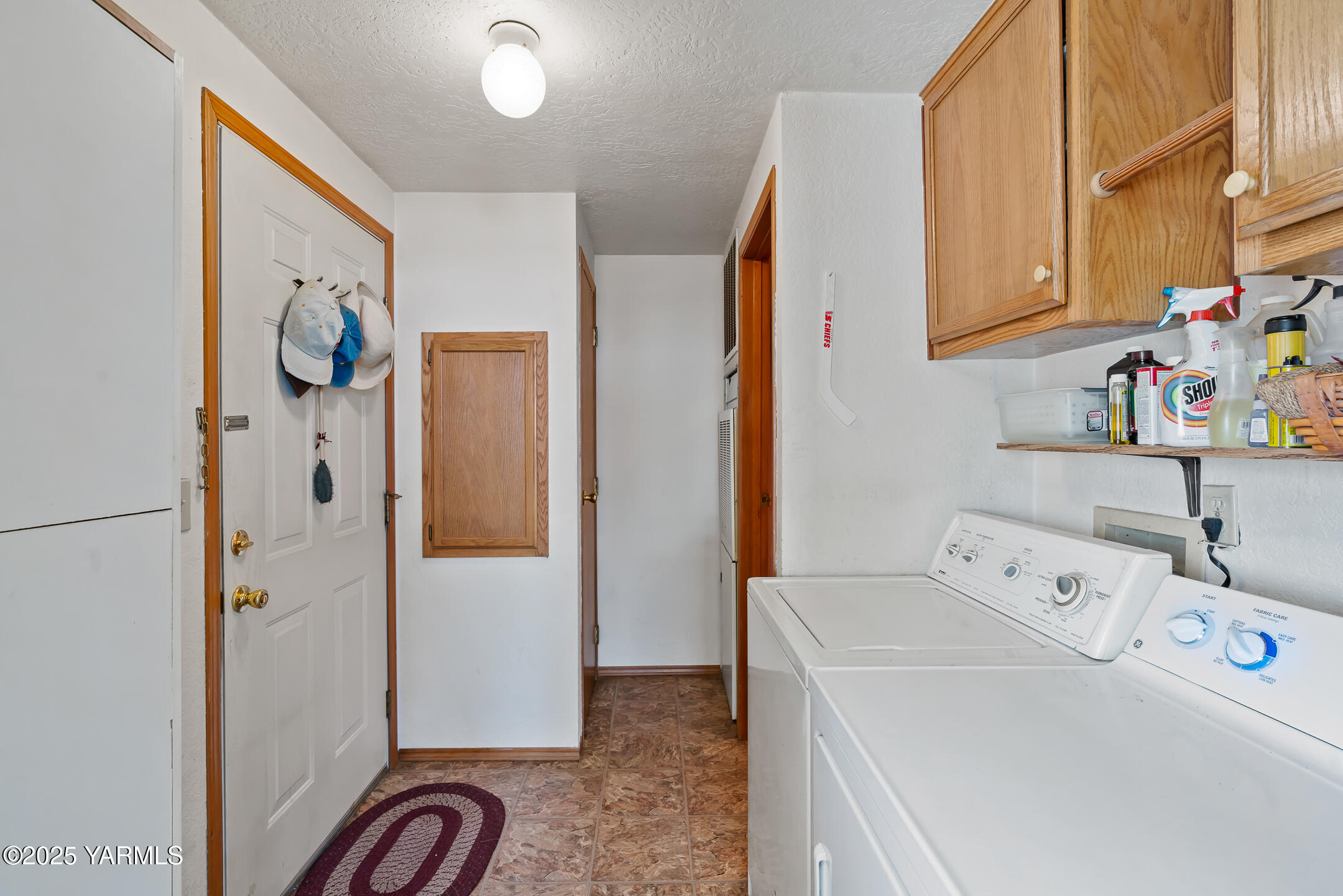 Union Gap, Washington 98903, United States, 3 Bedrooms Bedrooms, ,2 BathroomsBathrooms,Residential,Pending,144604