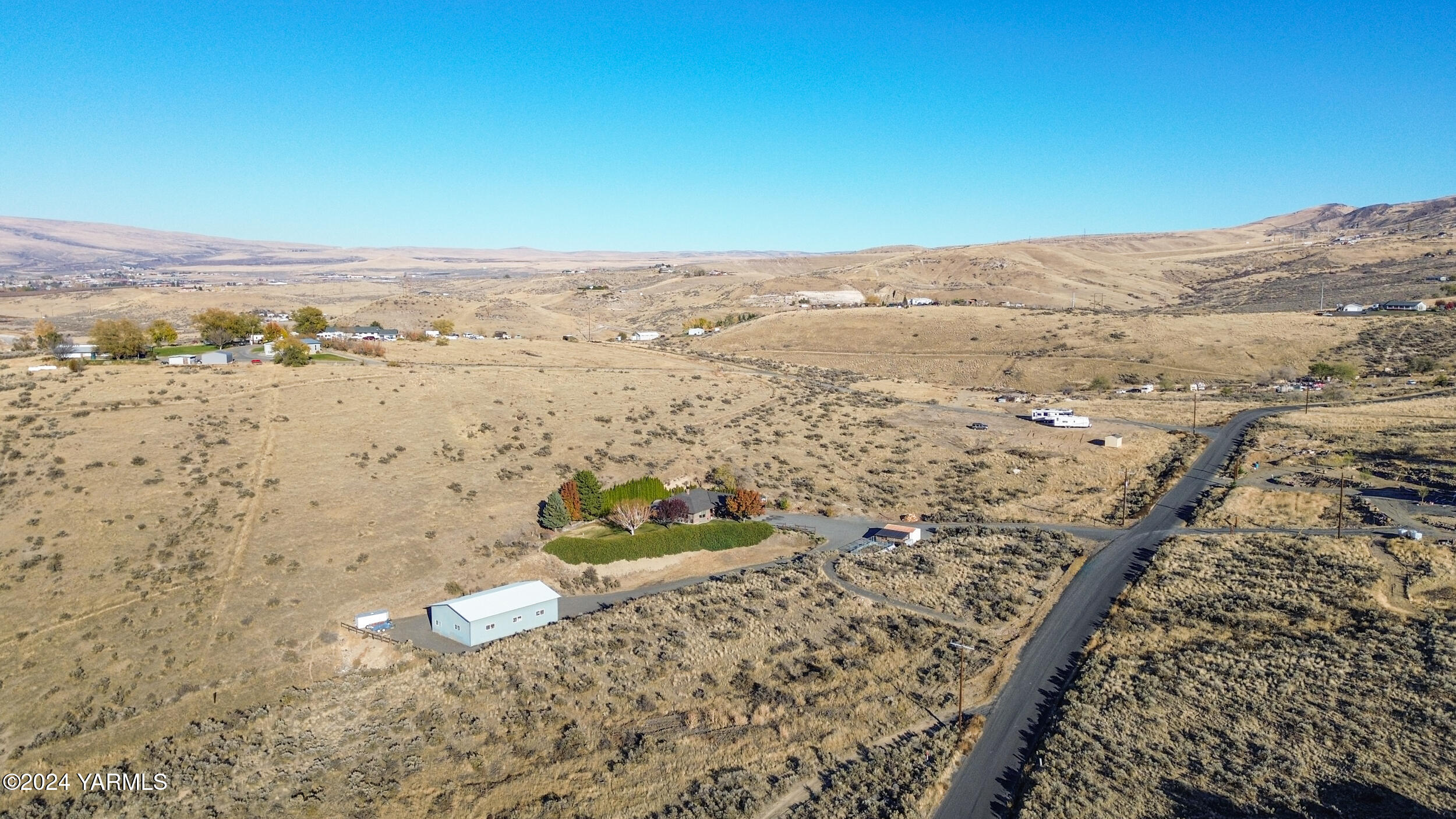 Yakima, Washington 98901, United States, 3 Bedrooms Bedrooms, ,2 BathroomsBathrooms,Residential,Pending,34353