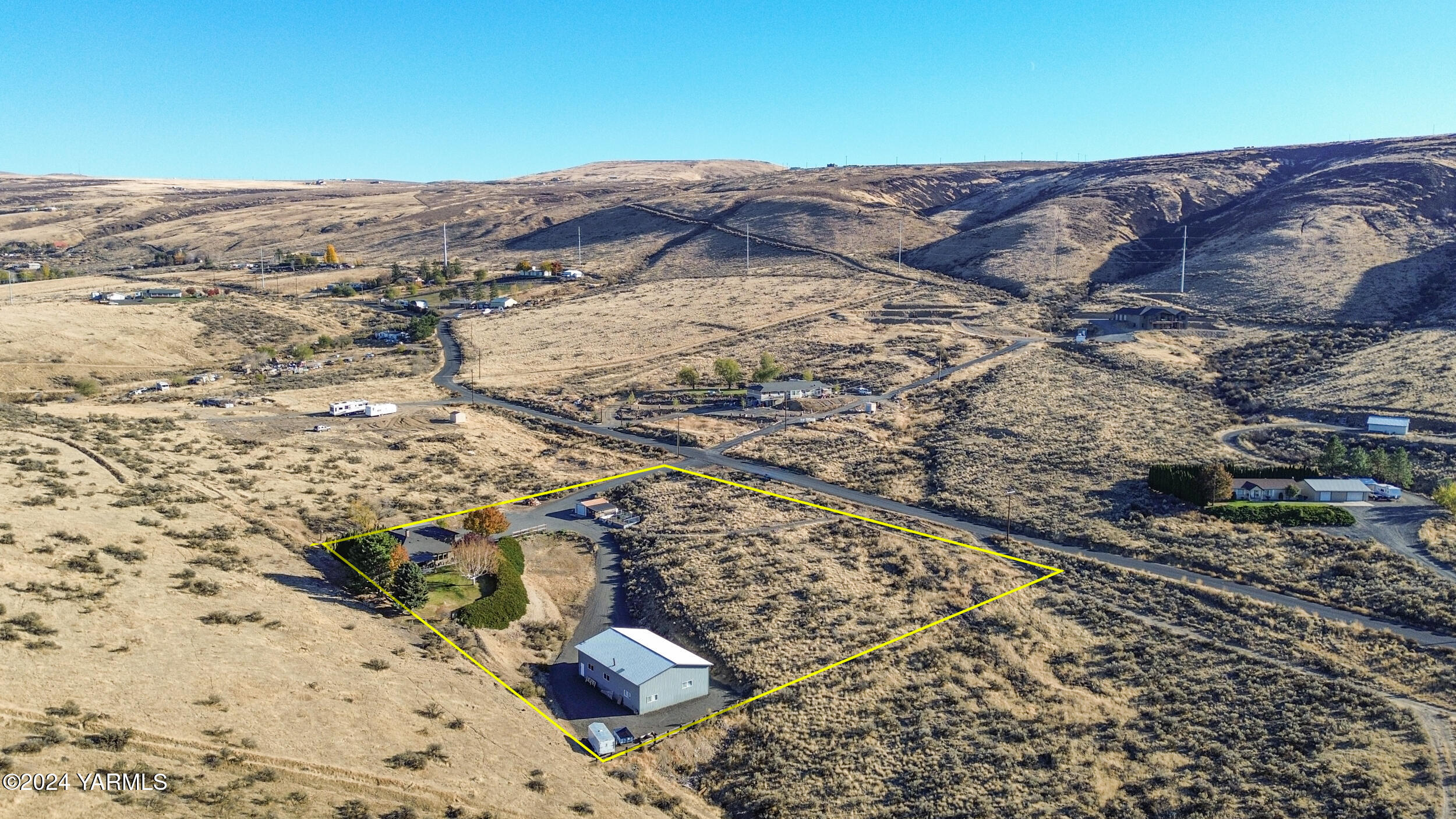 Yakima, Washington 98901, United States, 3 Bedrooms Bedrooms, ,2 BathroomsBathrooms,Residential,Pending,34353