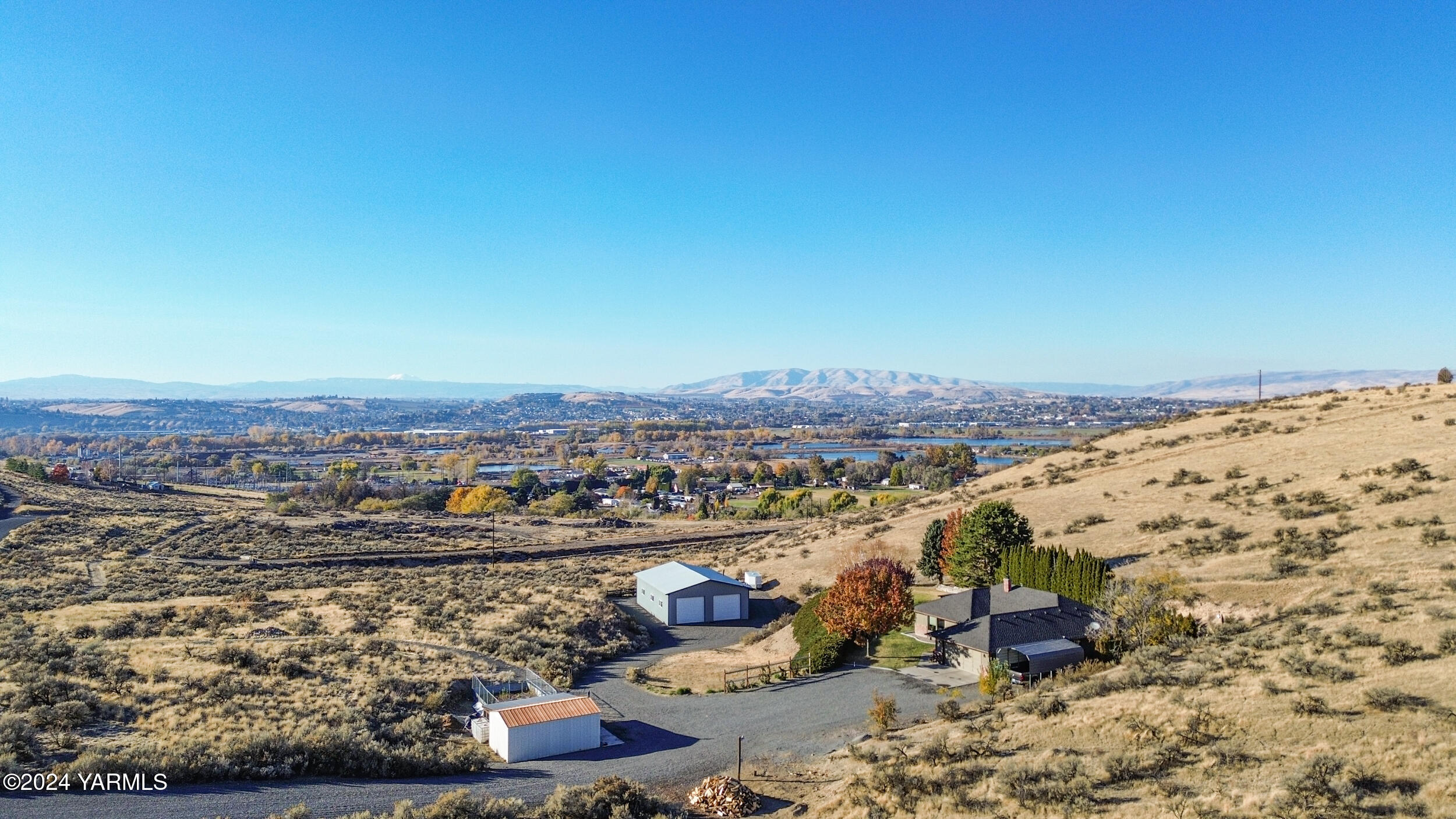 Yakima, Washington 98901, United States, 3 Bedrooms Bedrooms, ,2 BathroomsBathrooms,Residential,Pending,34353