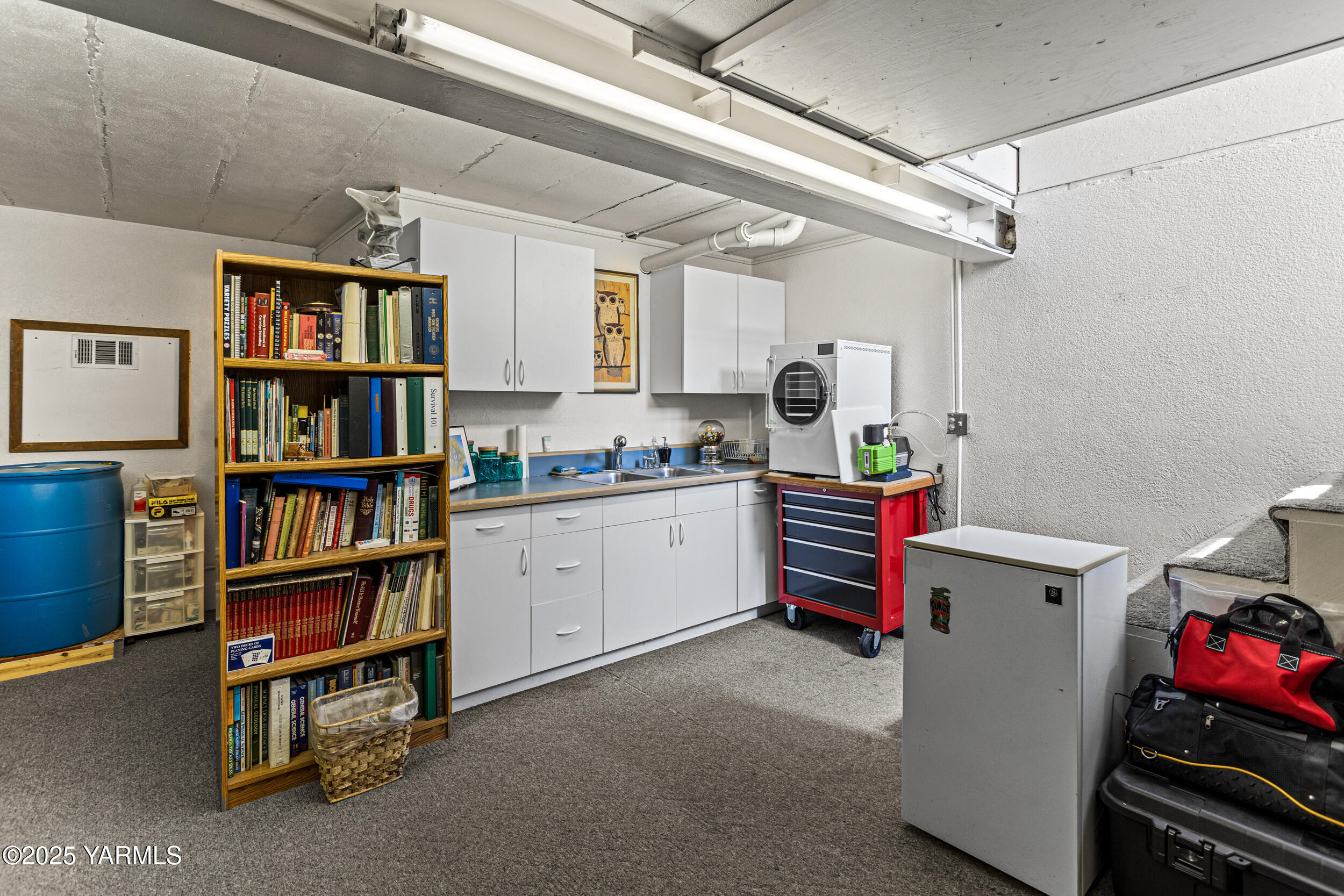 Yakima, Washington 98901, United States, 3 Bedrooms Bedrooms, ,2 BathroomsBathrooms,Residential,Pending,102318