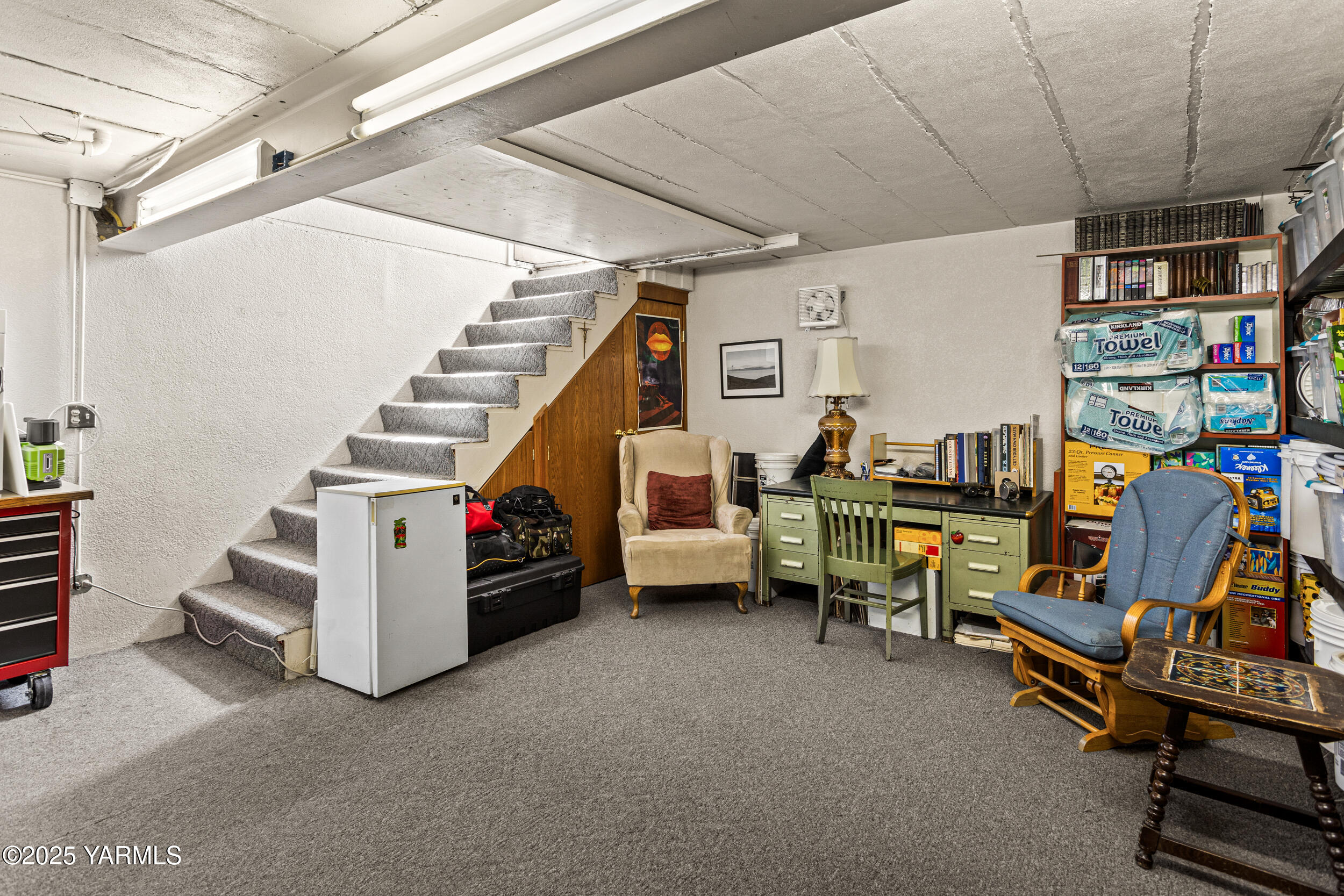 Yakima, Washington 98901, United States, 3 Bedrooms Bedrooms, ,2 BathroomsBathrooms,Residential,Pending,102318