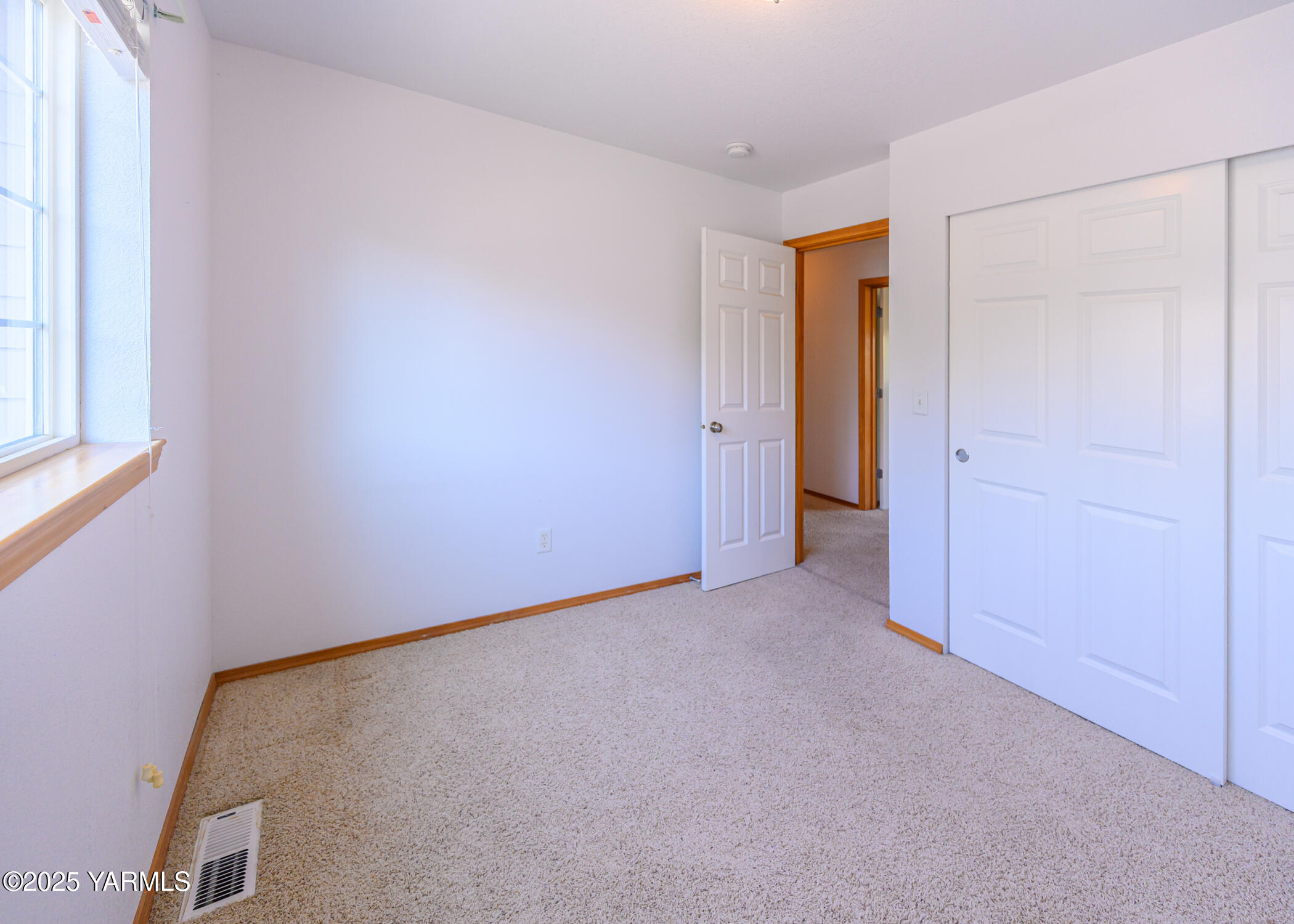 Selah, Washington 98942, United States, 5 Bedrooms Bedrooms, ,4 BathroomsBathrooms,Residential,Active,219545