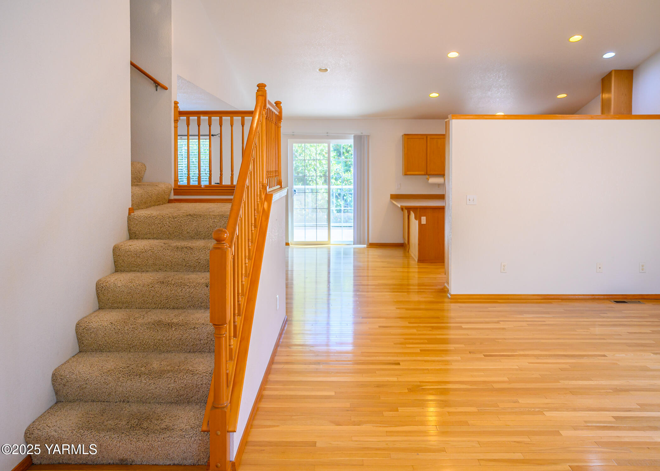 Selah, Washington 98942, United States, 5 Bedrooms Bedrooms, ,4 BathroomsBathrooms,Residential,Active,219545