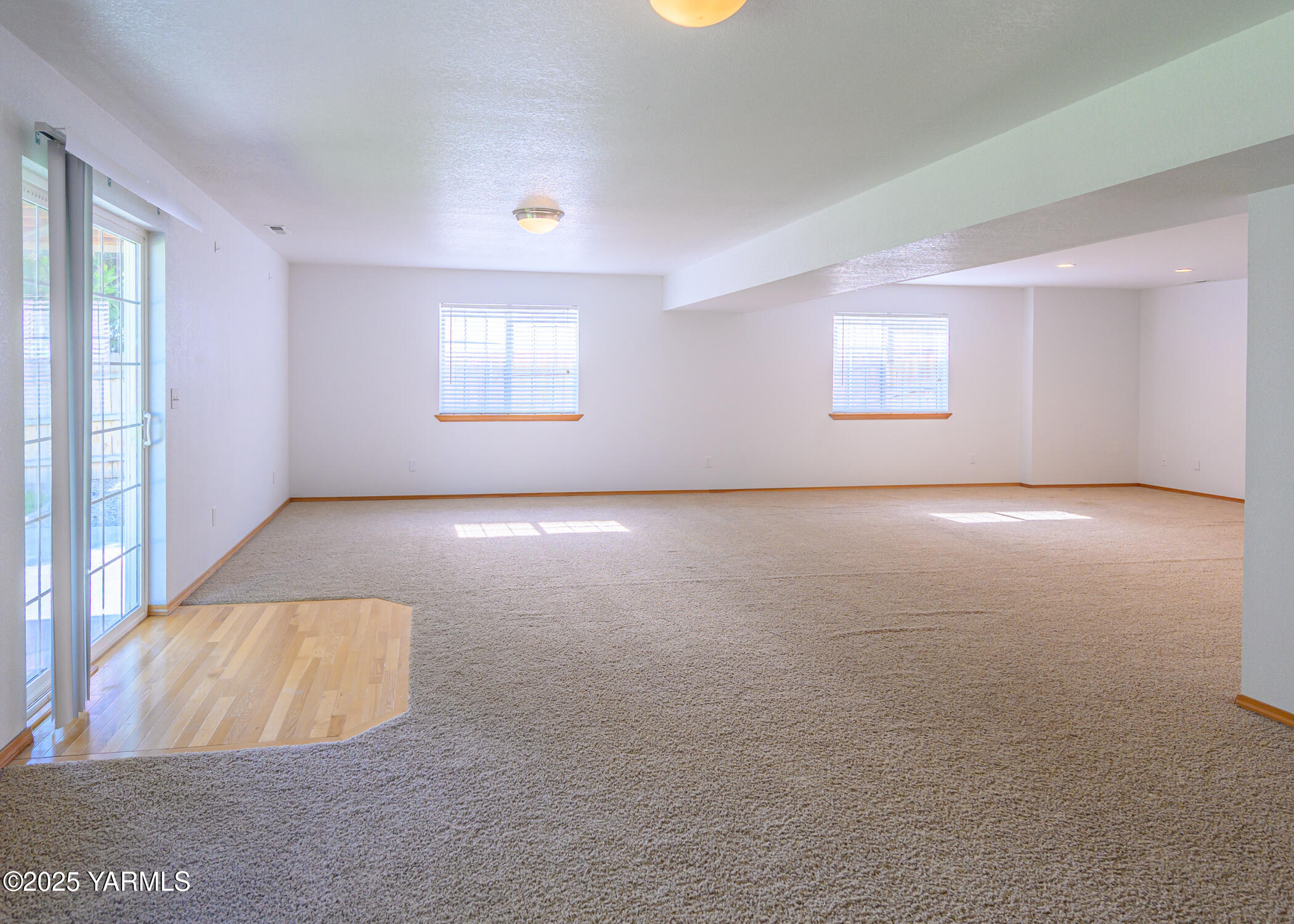 Selah, Washington 98942, United States, 5 Bedrooms Bedrooms, ,4 BathroomsBathrooms,Residential,Active,219545