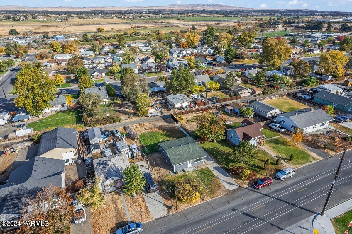 Prosser, Washington 99350, United States, 2 Bedrooms Bedrooms, ,1 BathroomBathrooms,Residential,Pending,36379