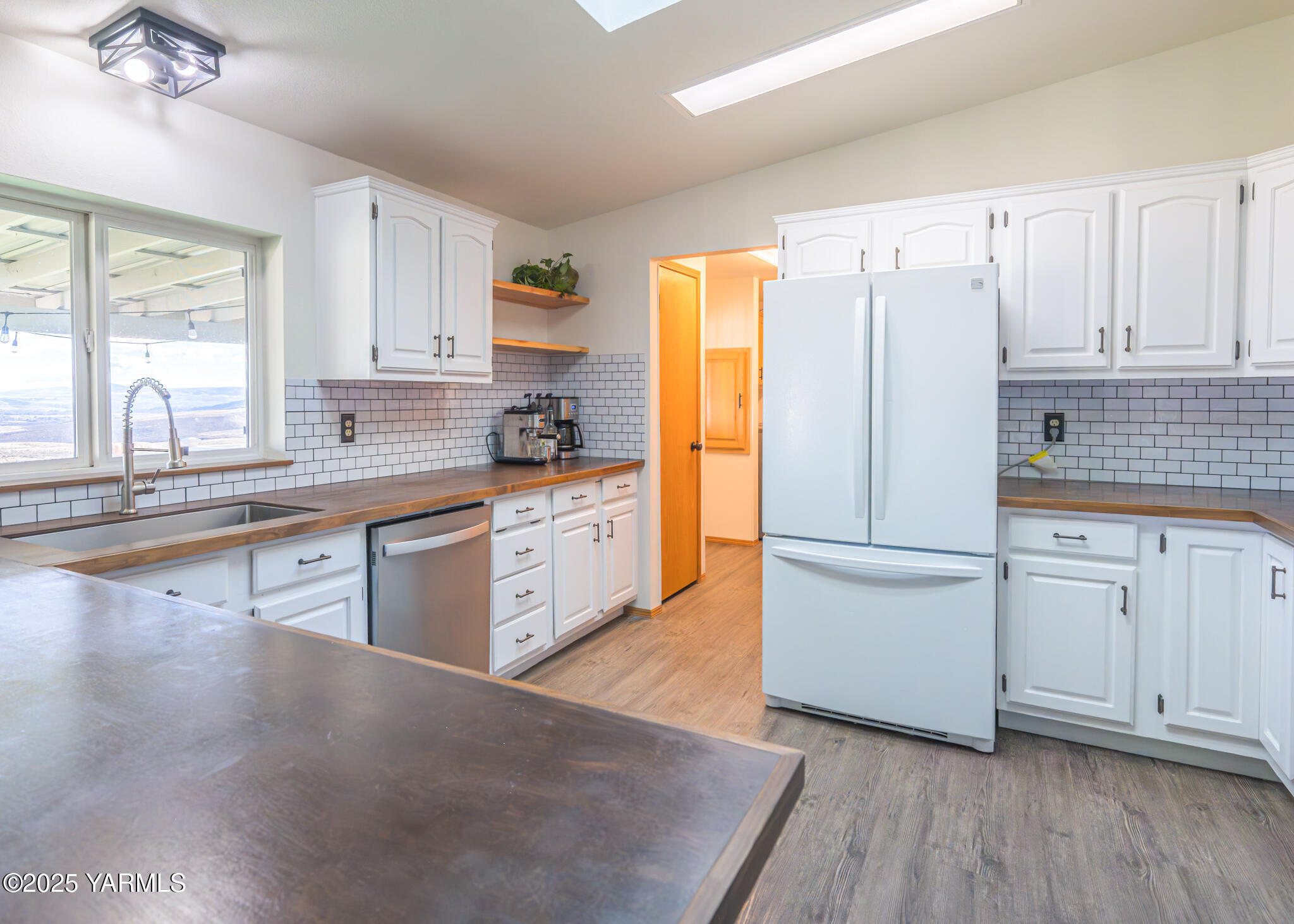 Selah, Washington 98942, United States, 3 Bedrooms Bedrooms, ,2 BathroomsBathrooms,Residential,Active,257311