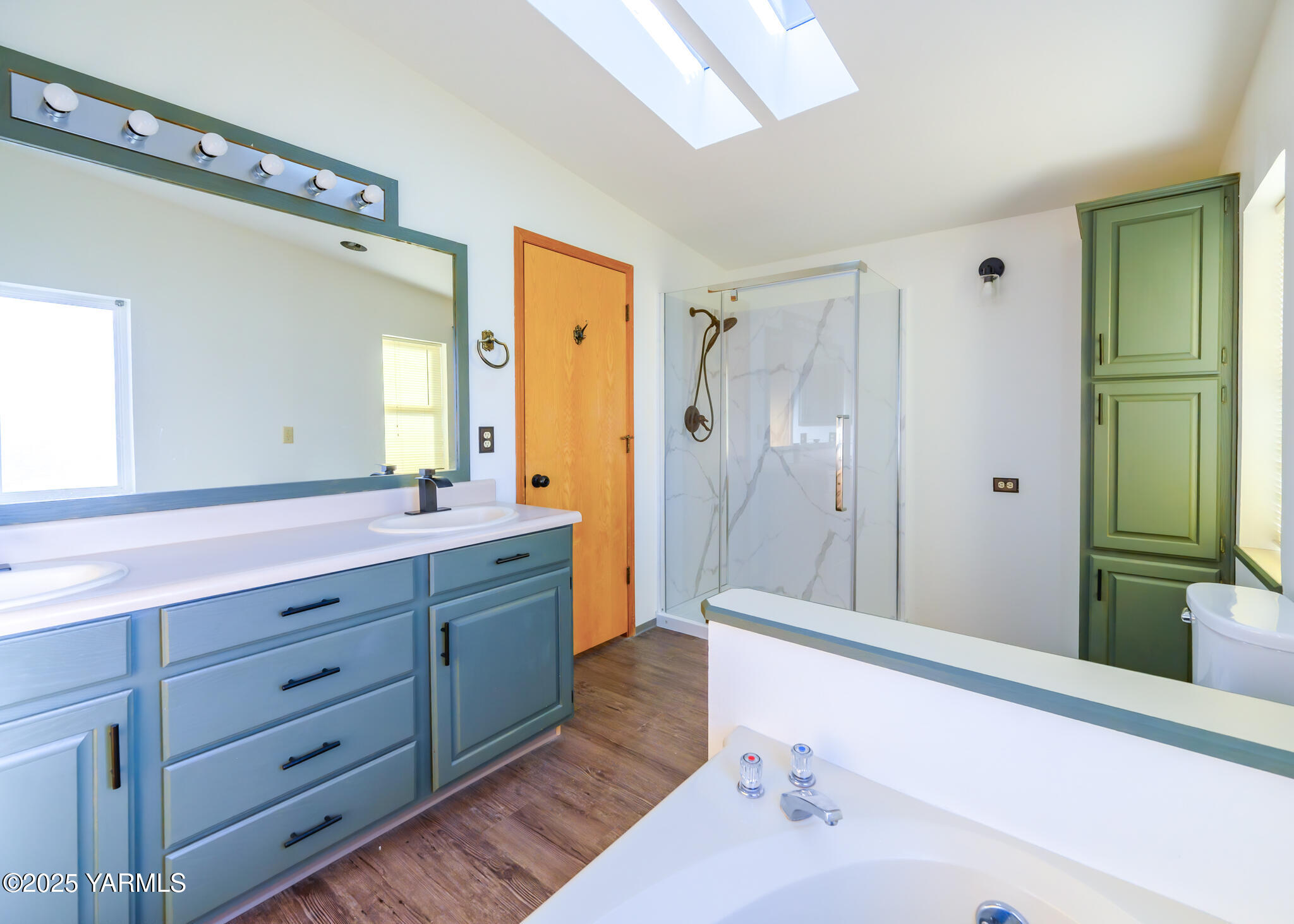 Selah, Washington 98942, United States, 3 Bedrooms Bedrooms, ,2 BathroomsBathrooms,Residential,Active,257311