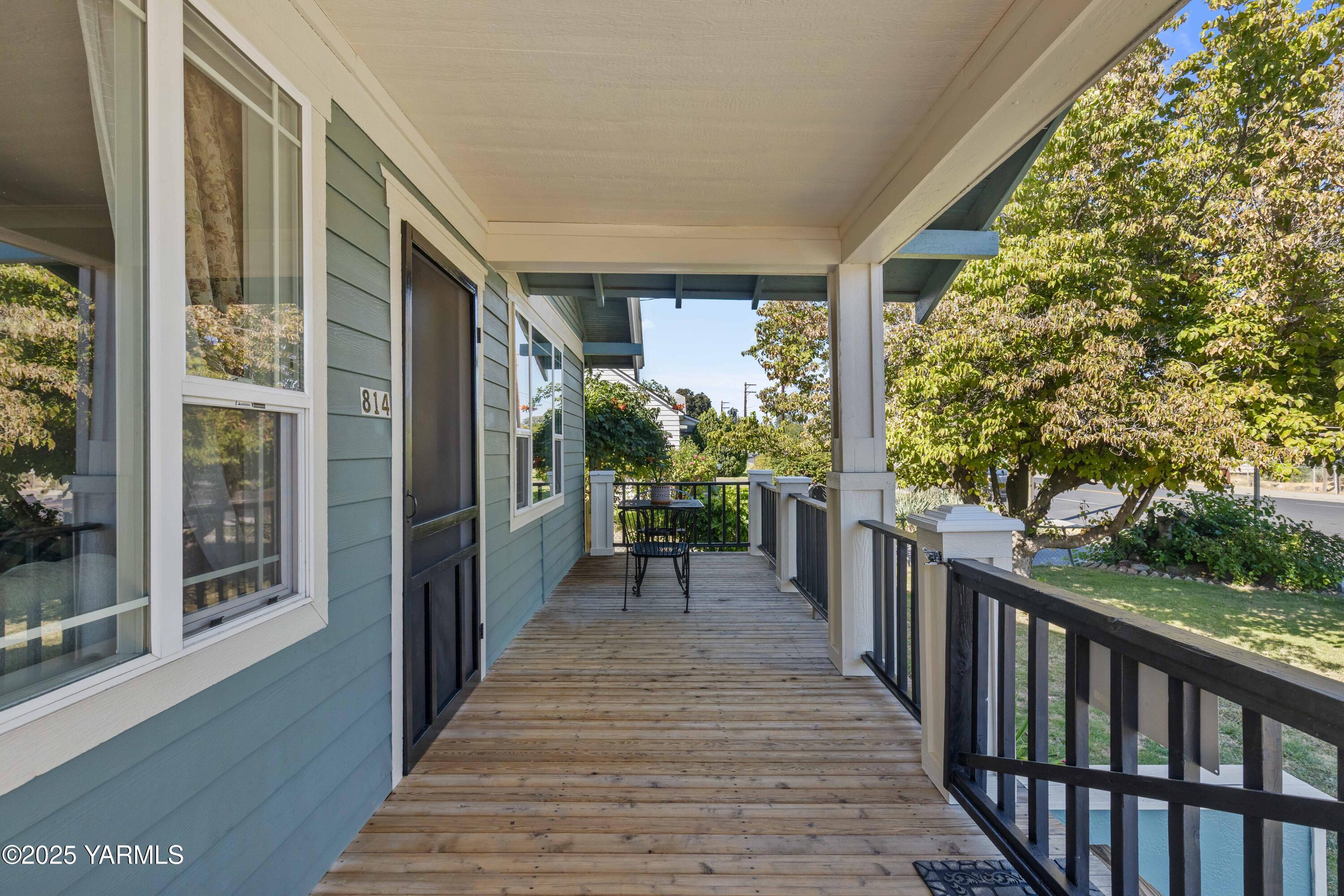 Yakima, Washington 98902, United States, 4 Bedrooms Bedrooms, ,2 BathroomsBathrooms,Residential,Pending,197229