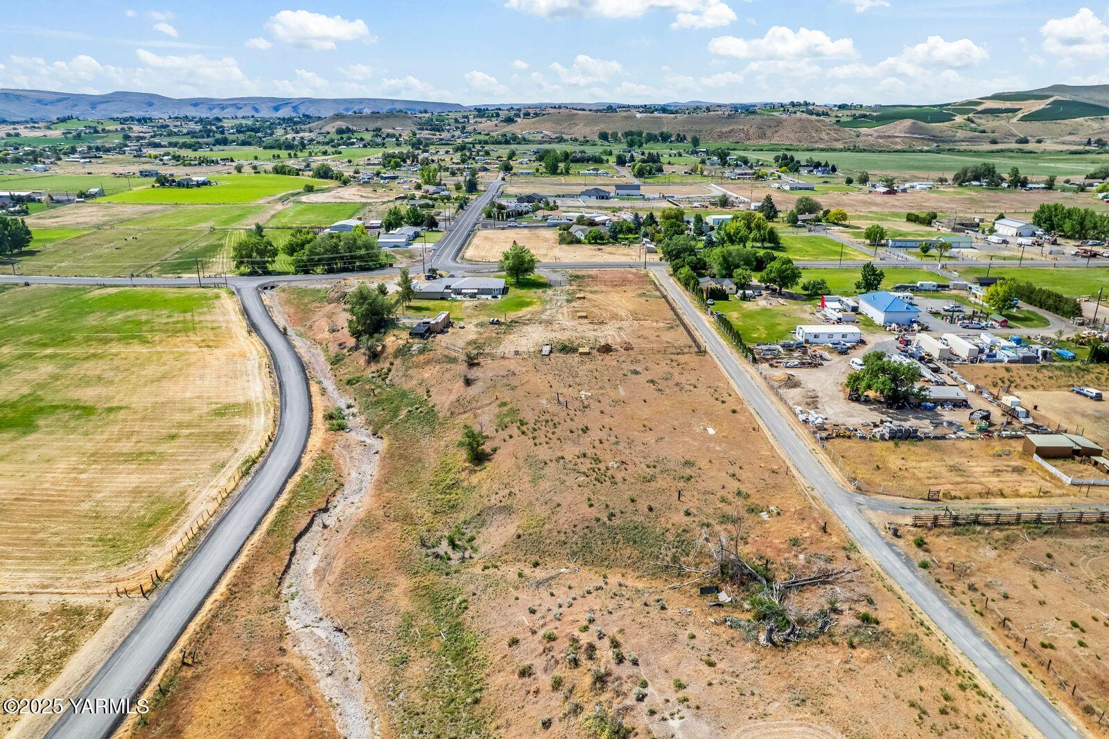 Selah, Washington 98942, United States, ,Land,Active,143583