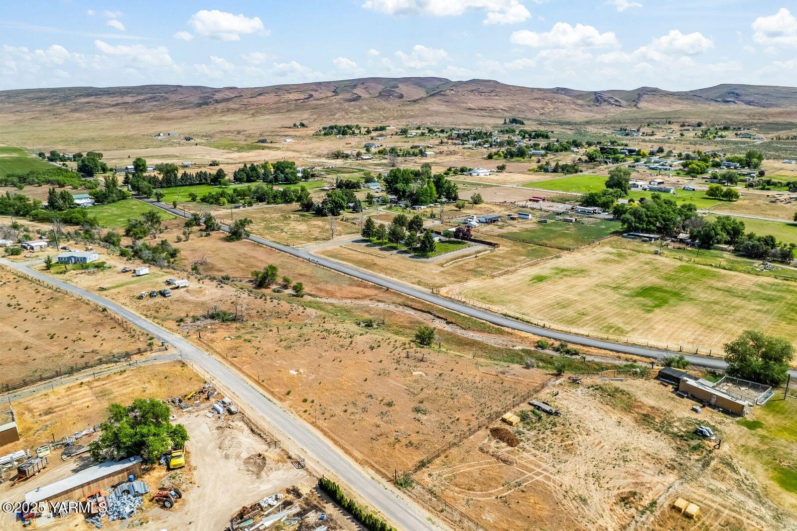 Selah, Washington 98942, United States, ,Land,Active,143583